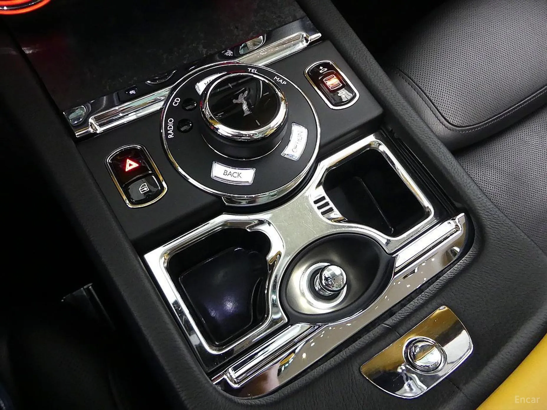 Rolls-Royce Ghost превью 16