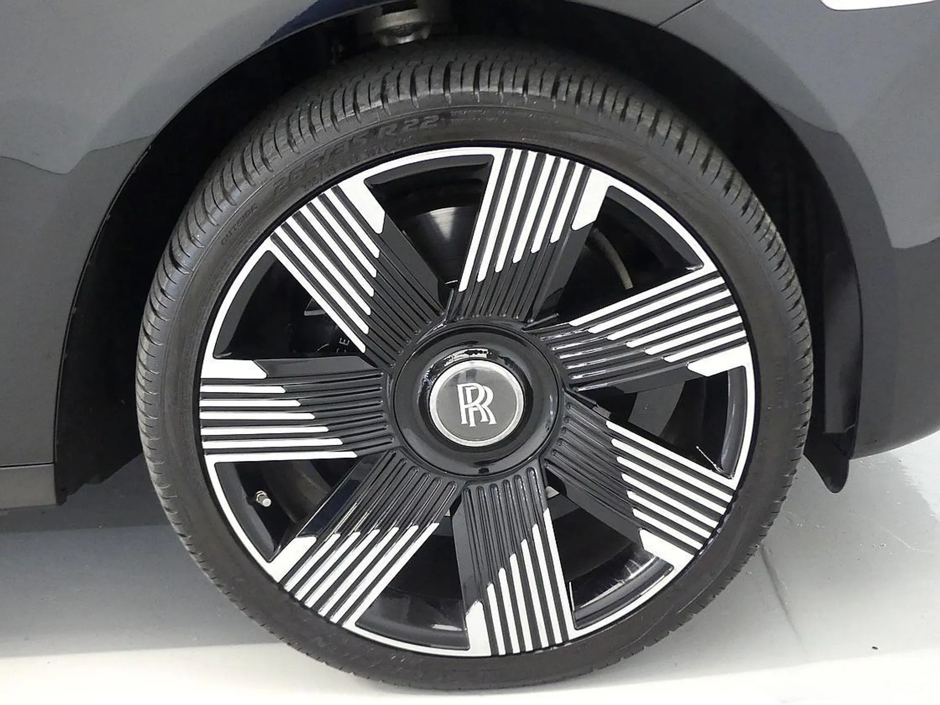 Rolls-Royce Ghost превью 8