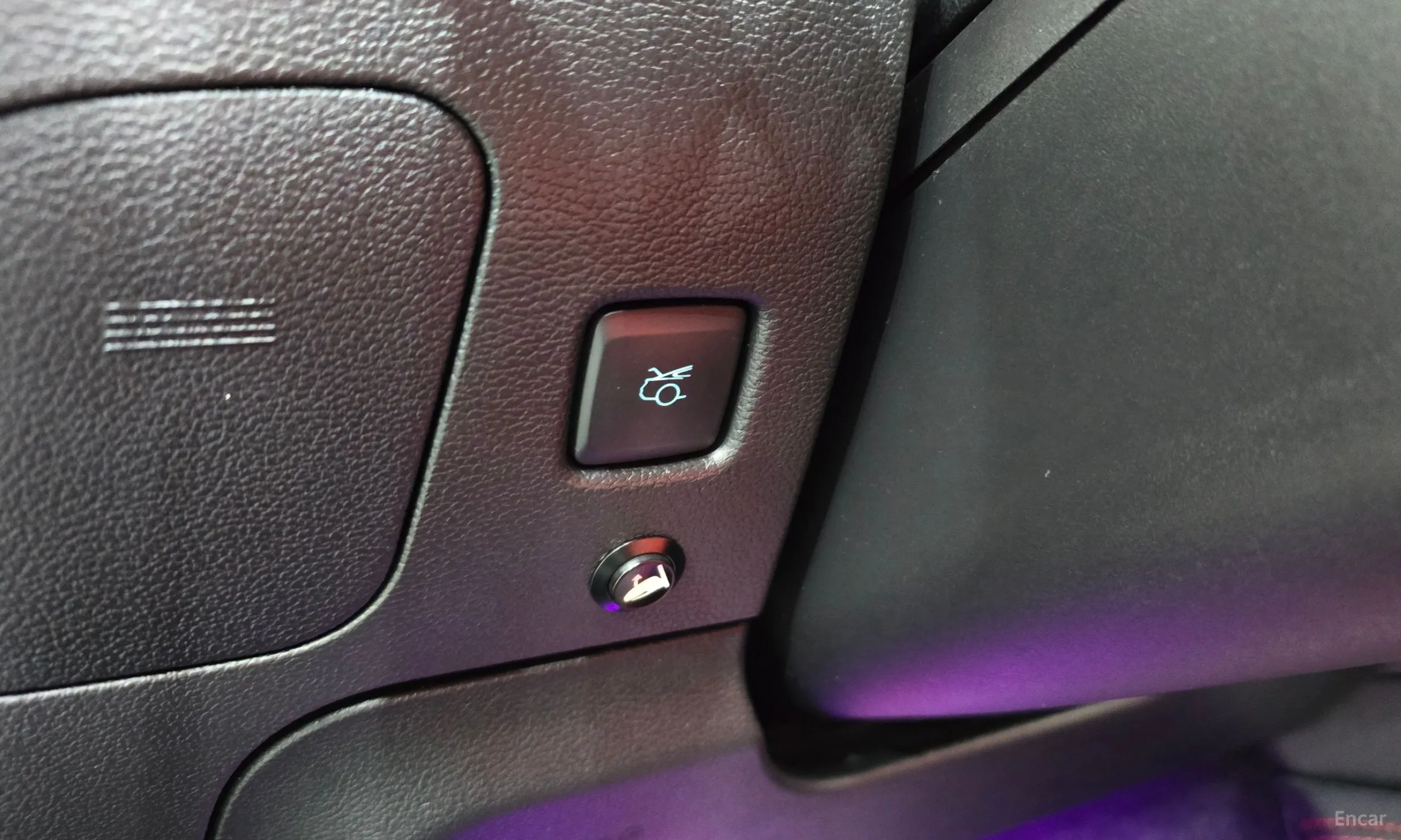 Ford Mustang превью 19