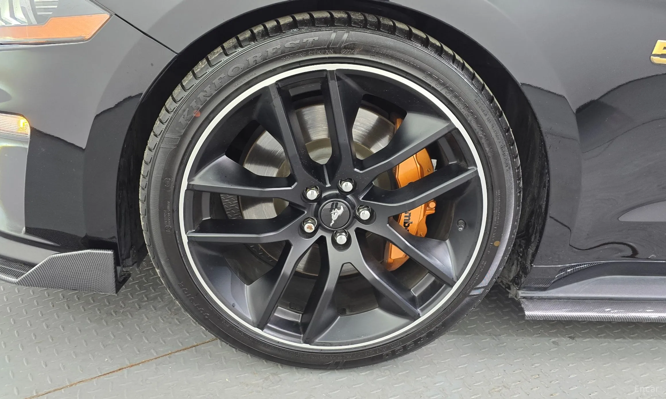 Ford Mustang превью 5