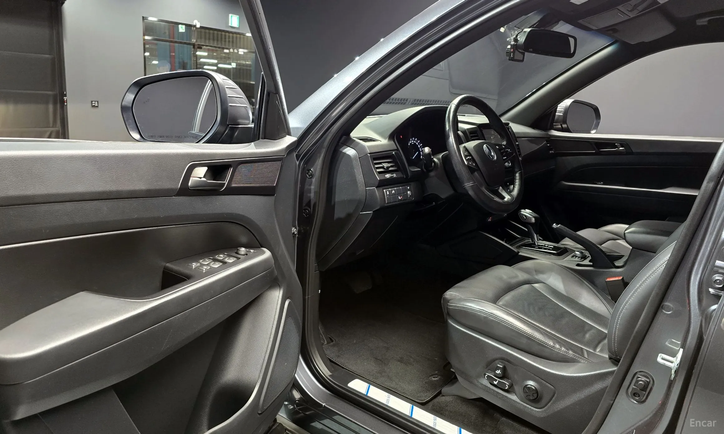 KG Mobility (SsangYong) Rexton Sports превью 11