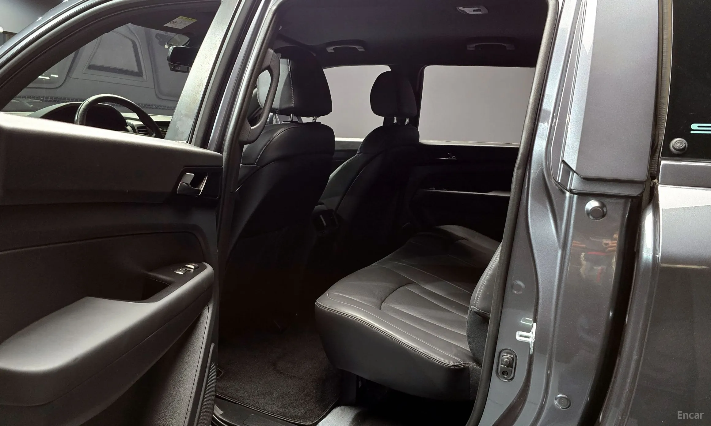 KG Mobility (SsangYong) Rexton Sports превью 12