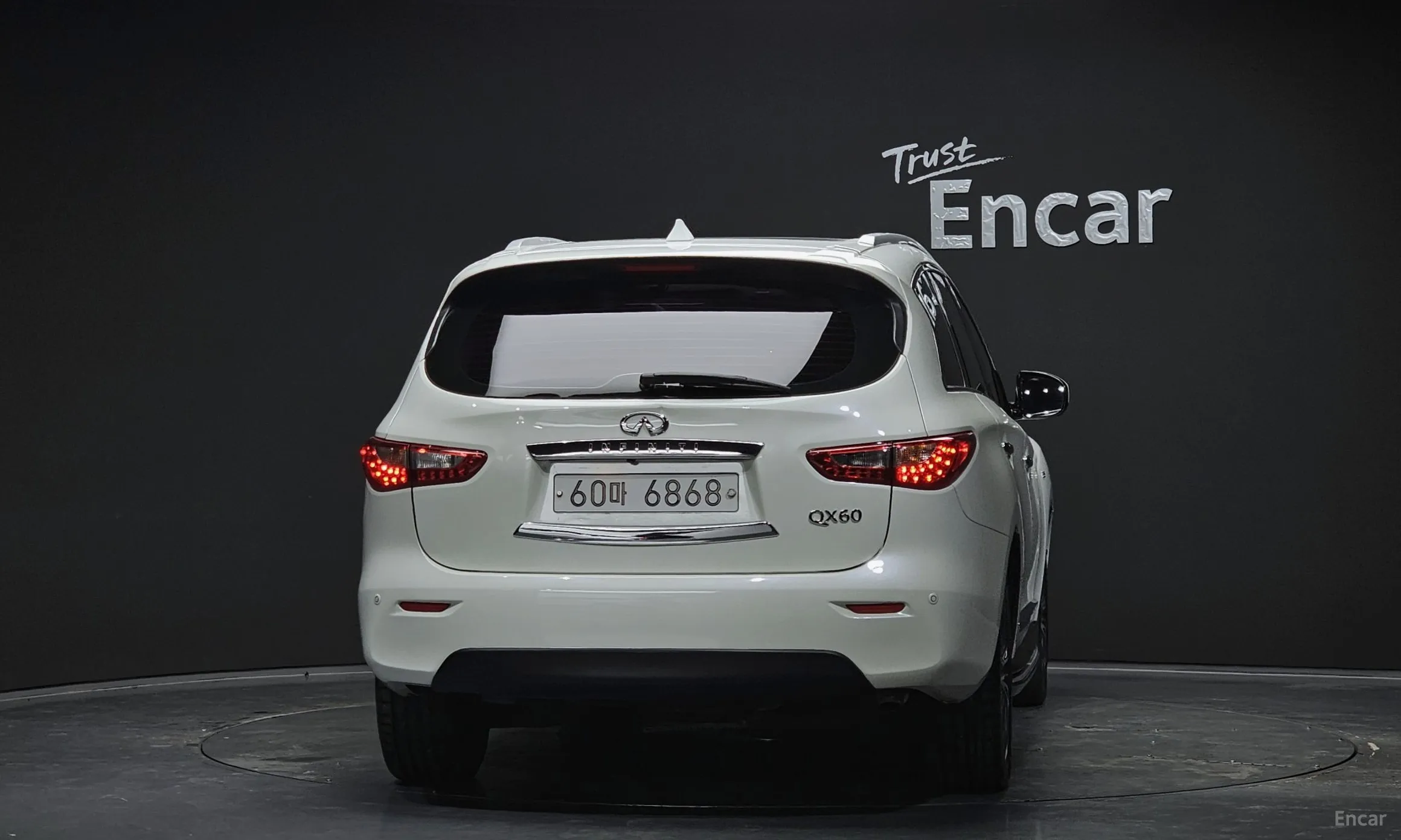 Infiniti QX60 превью 4