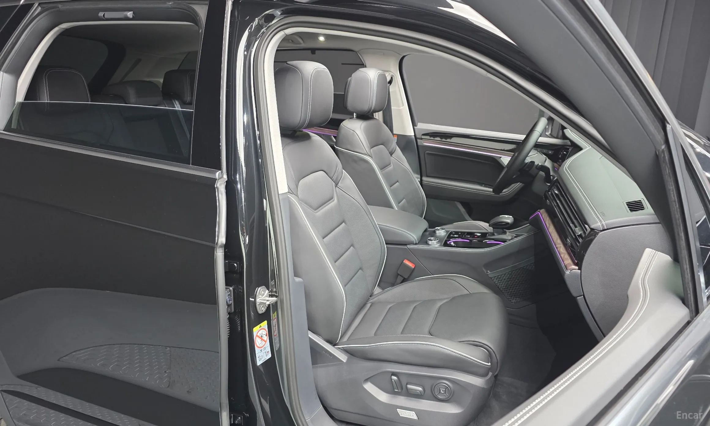 Volkswagen Touareg 3rd Generation превью 12
