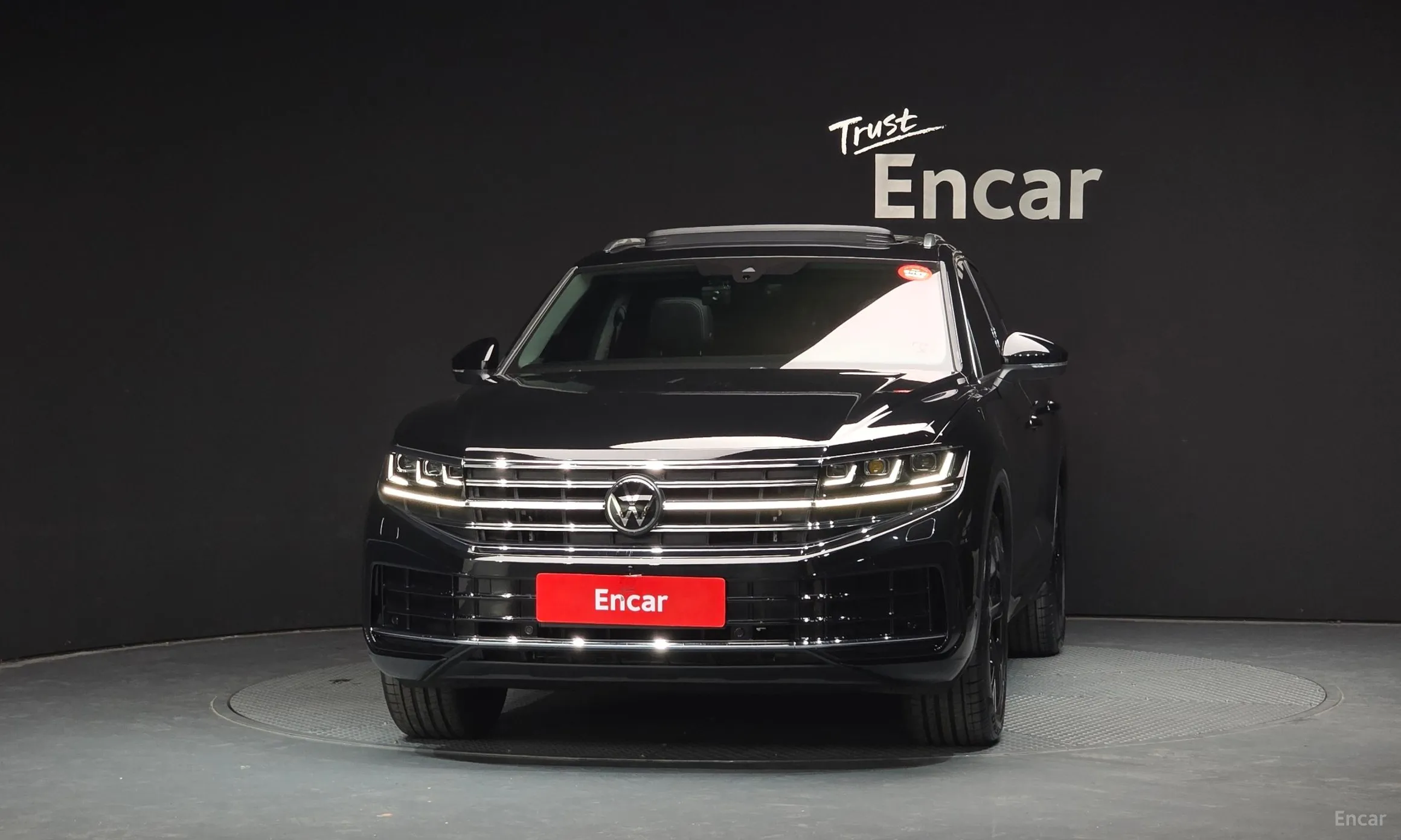 Volkswagen Touareg 3rd Generation превью 3