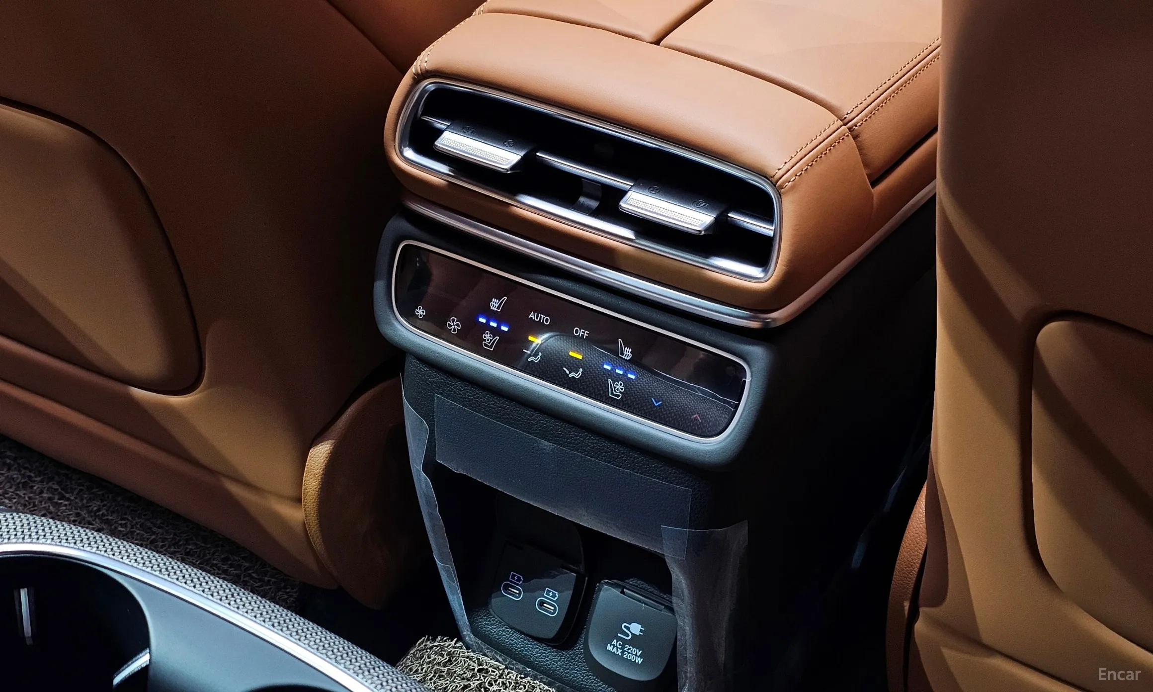 Genesis GV80 превью 18