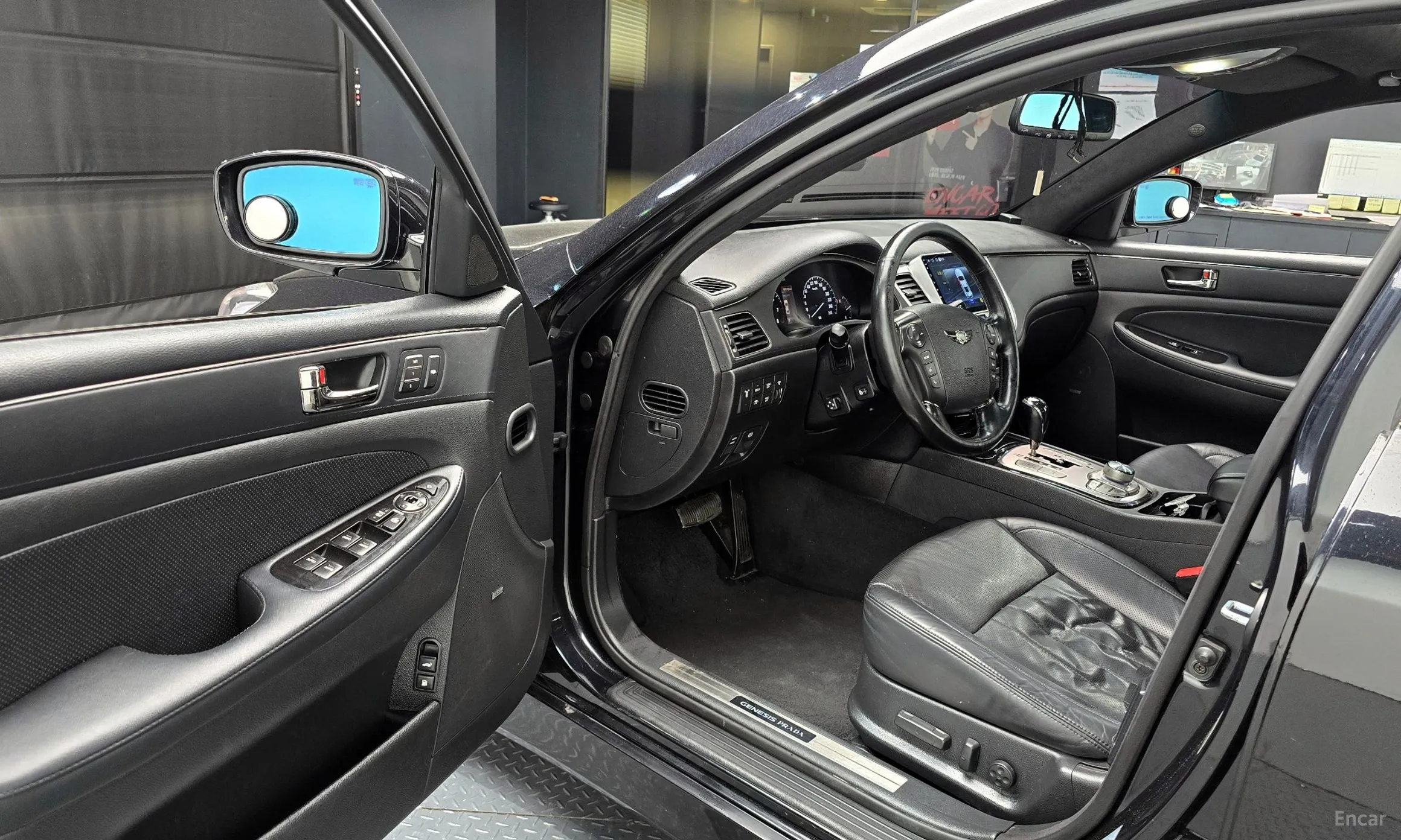 Hyundai Genesis превью 11