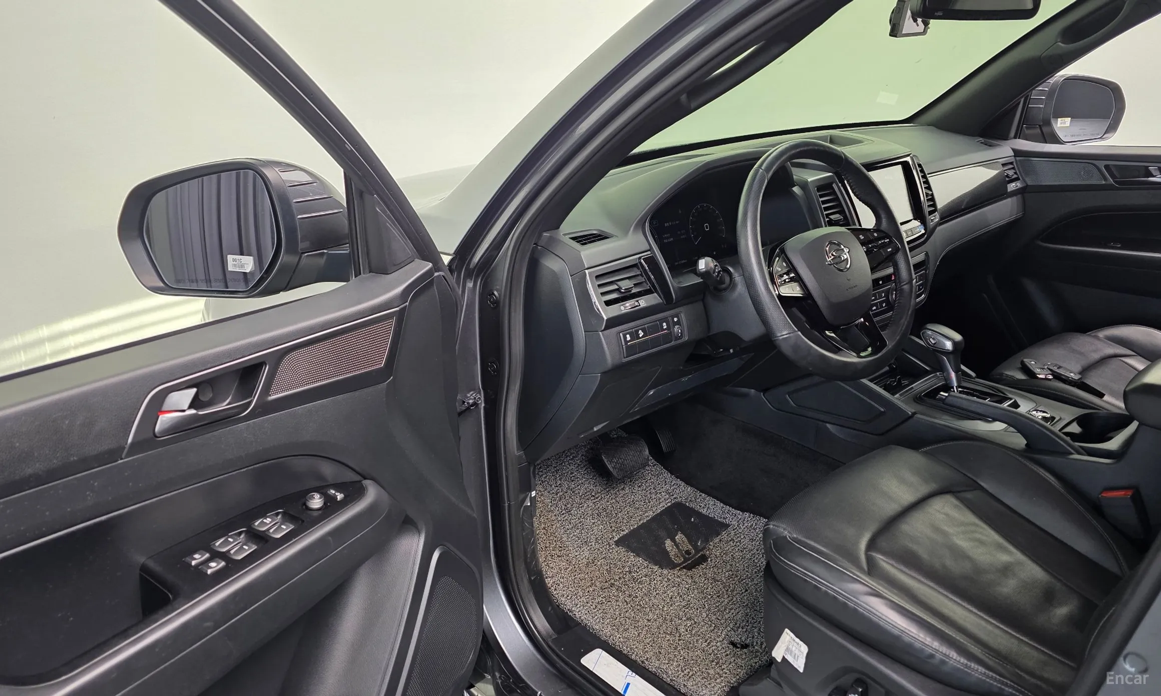KG Mobility (SsangYong) Rexton Sports превью 11