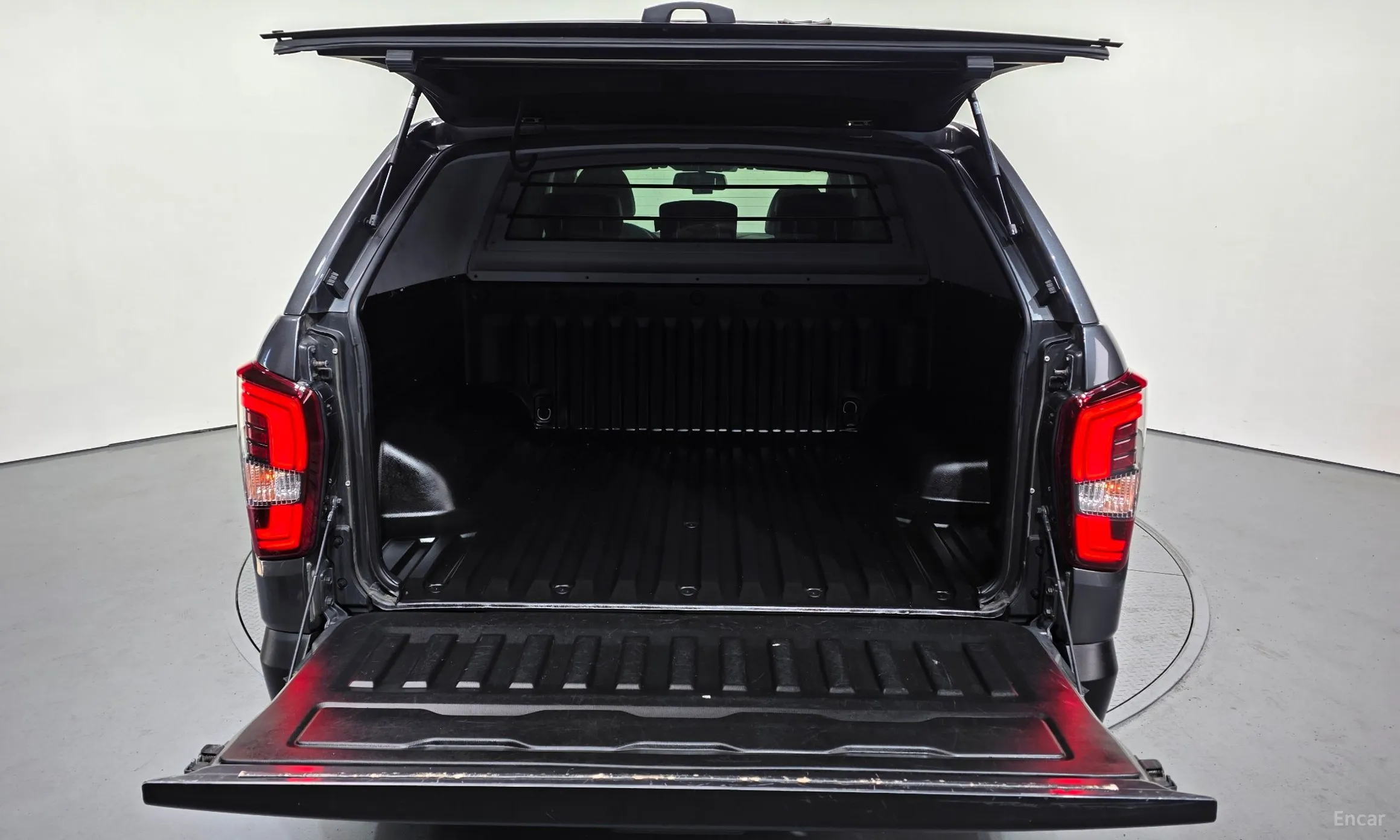 KG Mobility (SsangYong) Rexton Sports превью 20