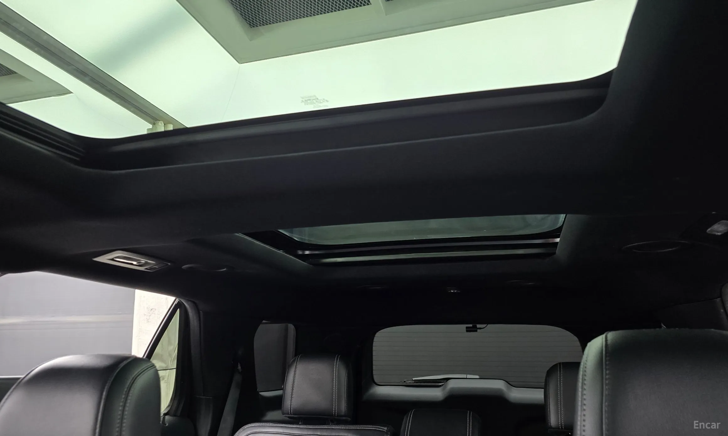 Ford Explorer превью 18