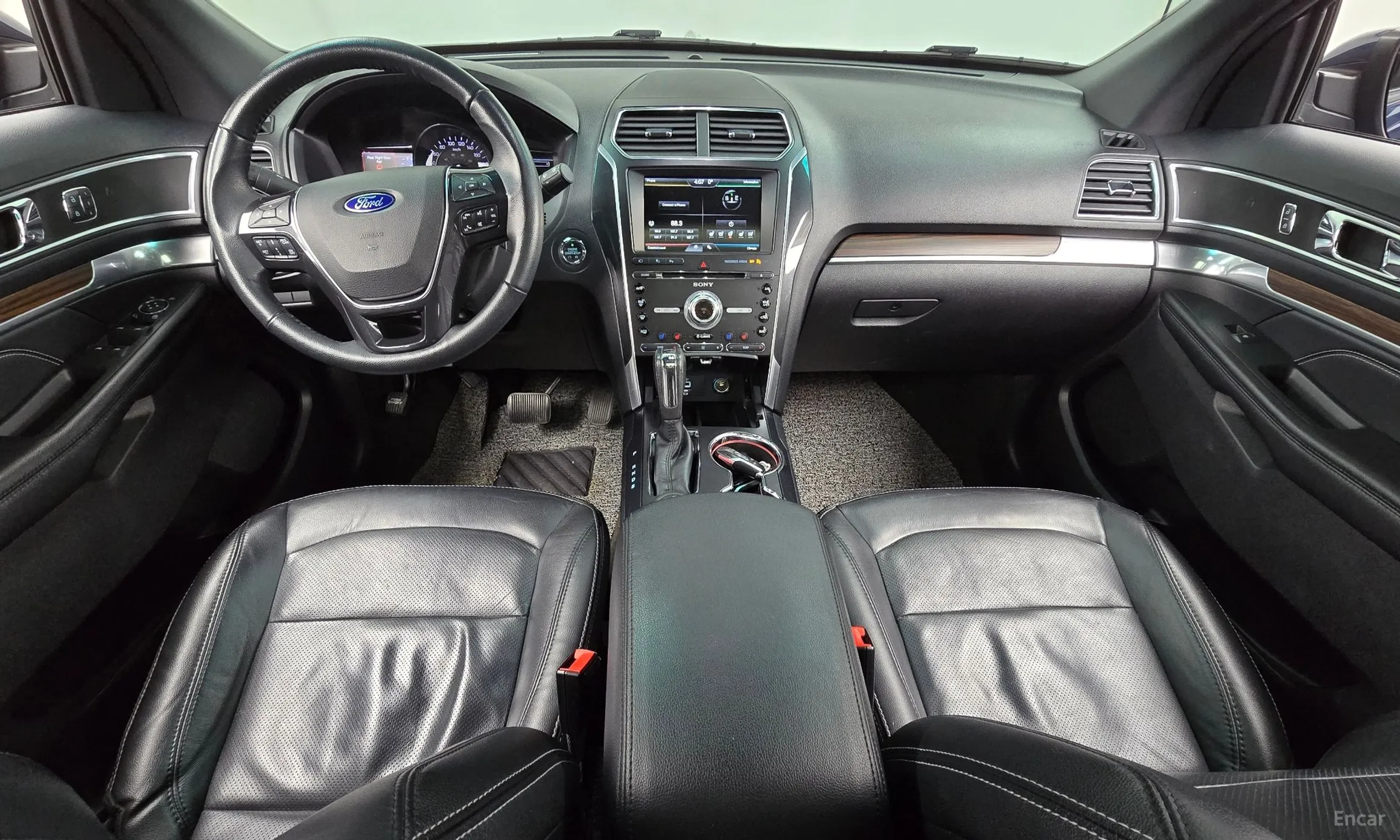Ford Explorer превью 7