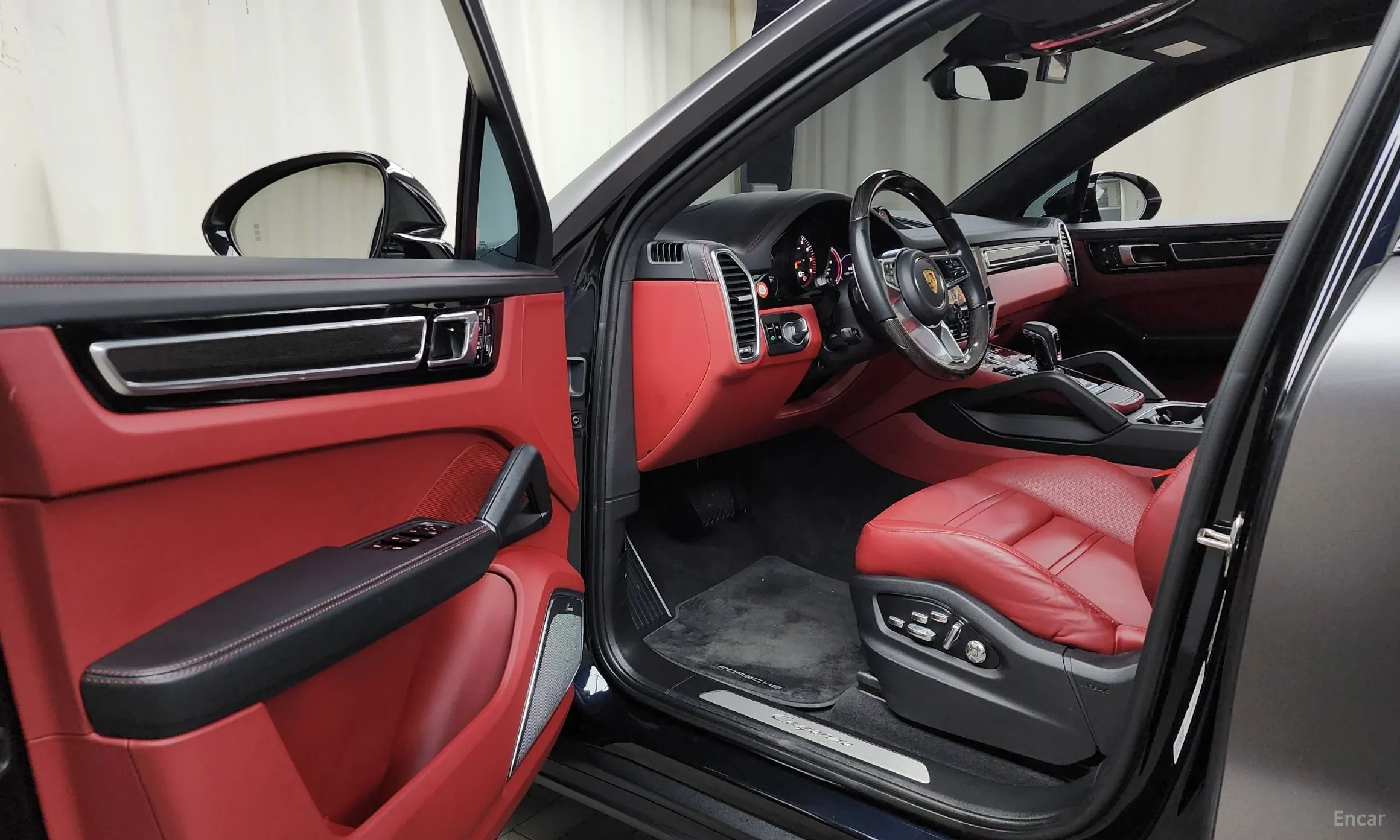 Porsche Cayenne (PO536) превью 10