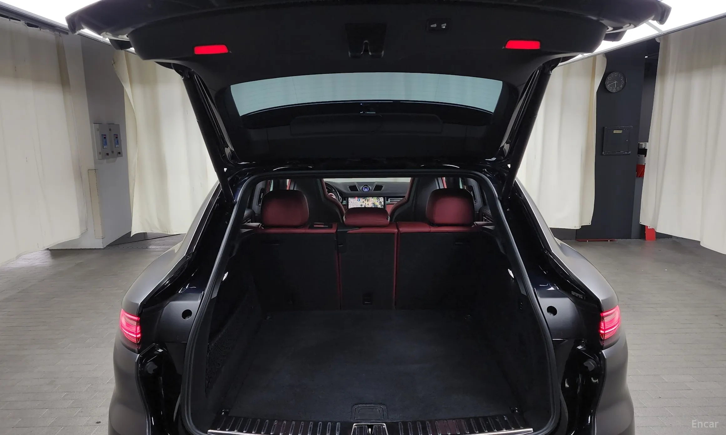 Porsche Cayenne (PO536) превью 20