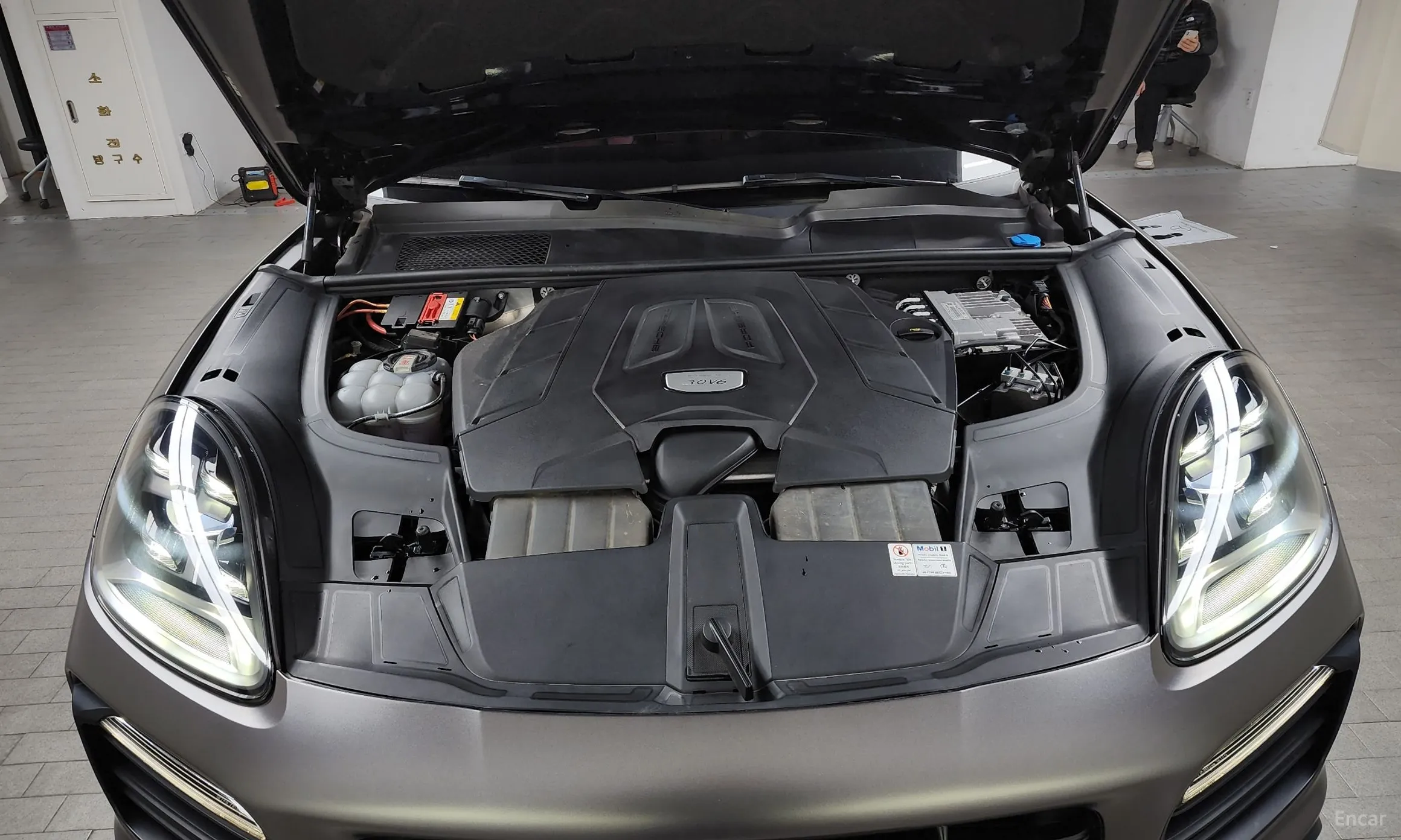 Porsche Cayenne (PO536) превью 6