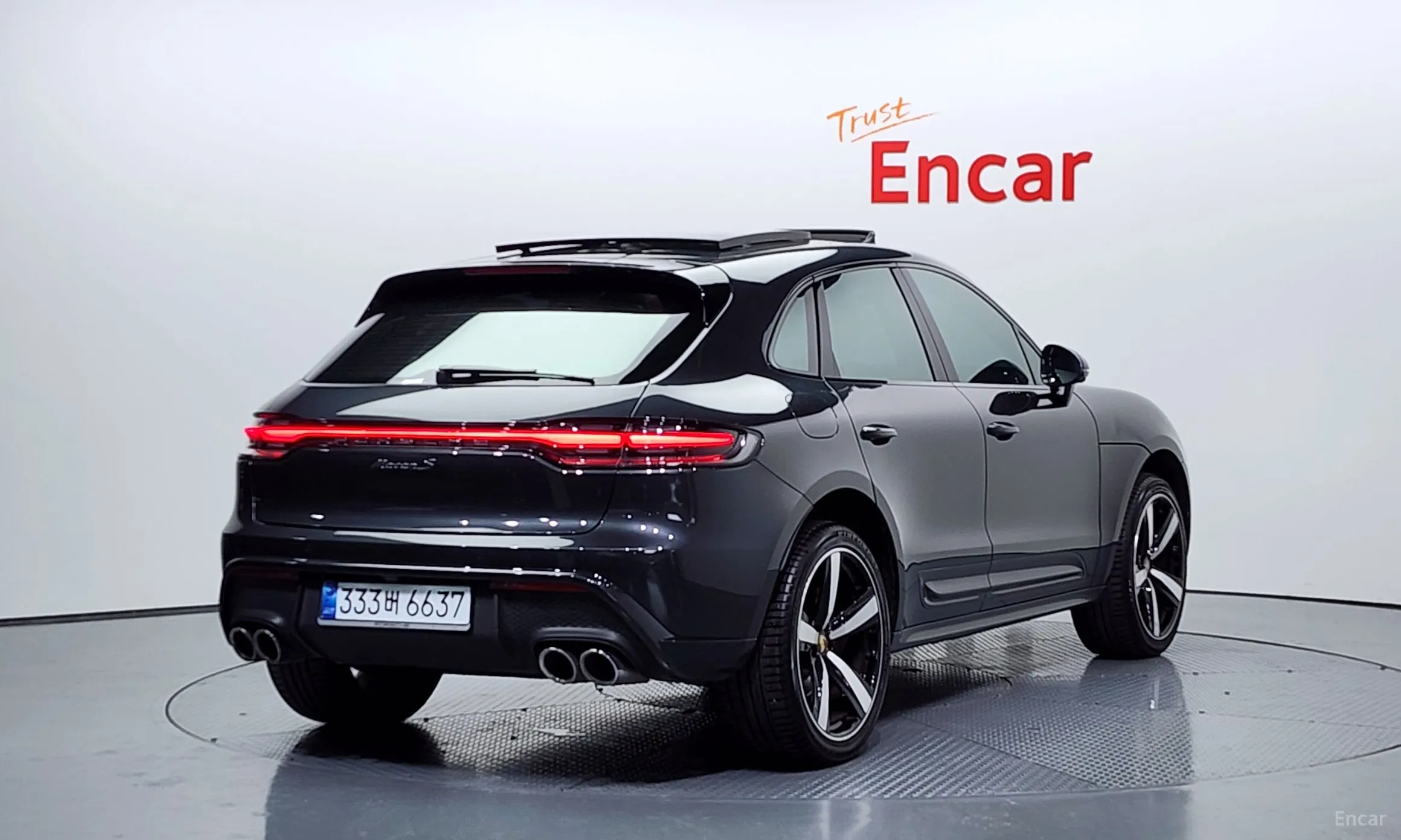 Porsche Macan превью 2