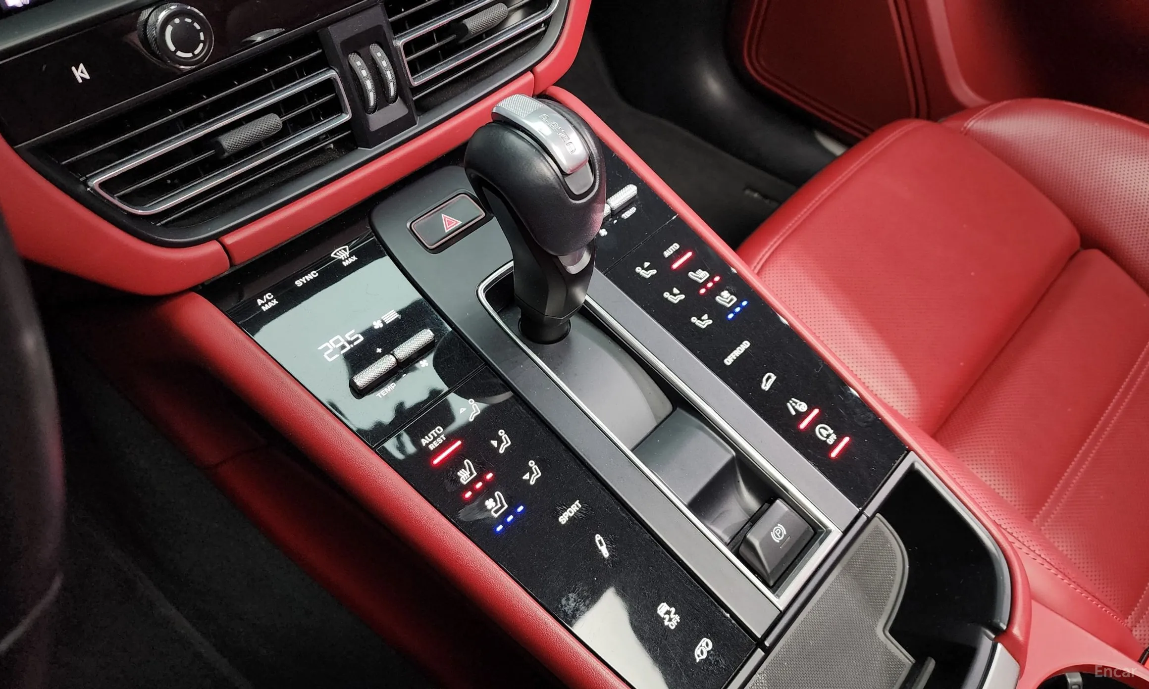 Porsche Macan превью 9