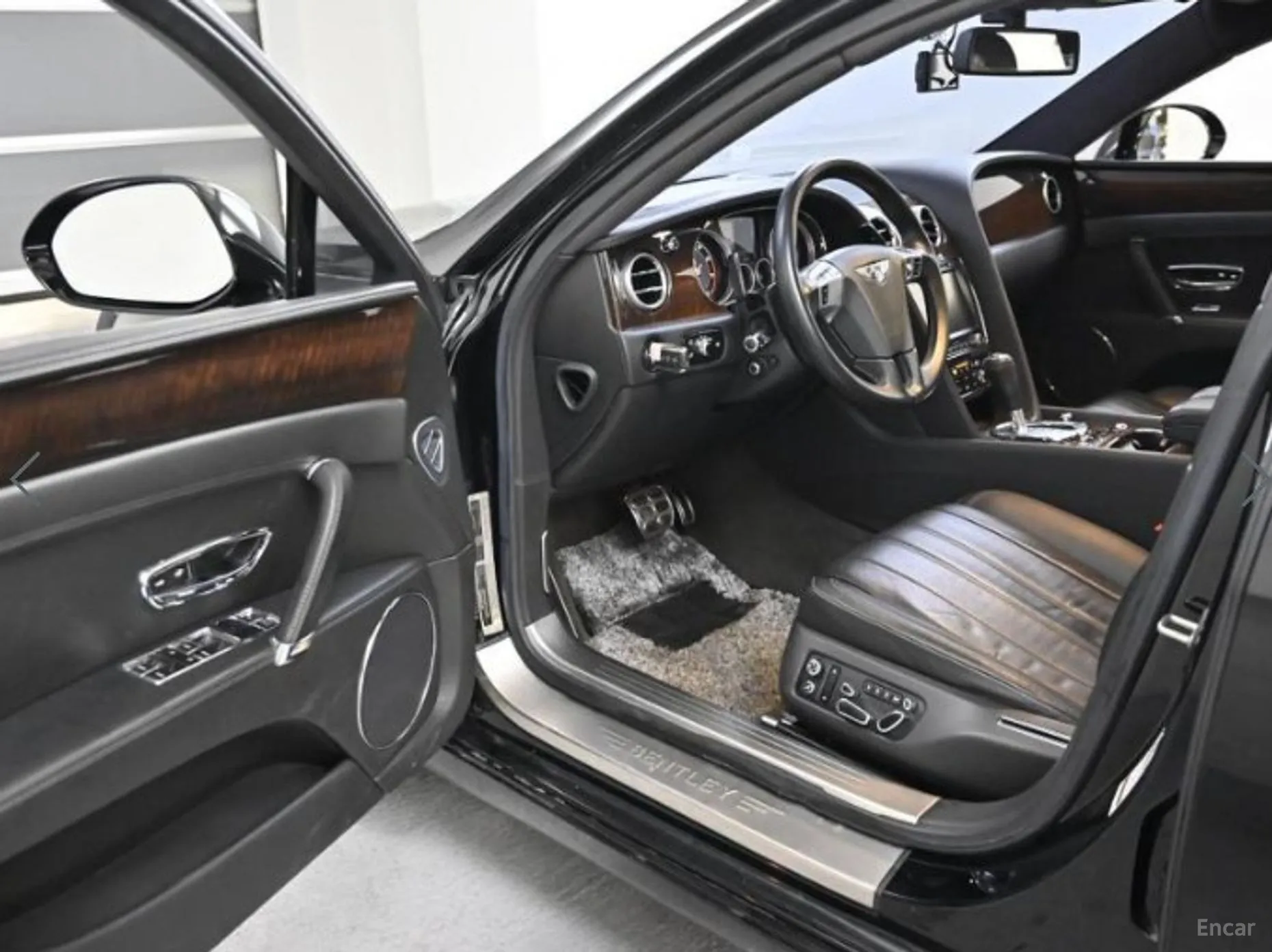 Bentley Flying Spur 2nd Generation превью 11