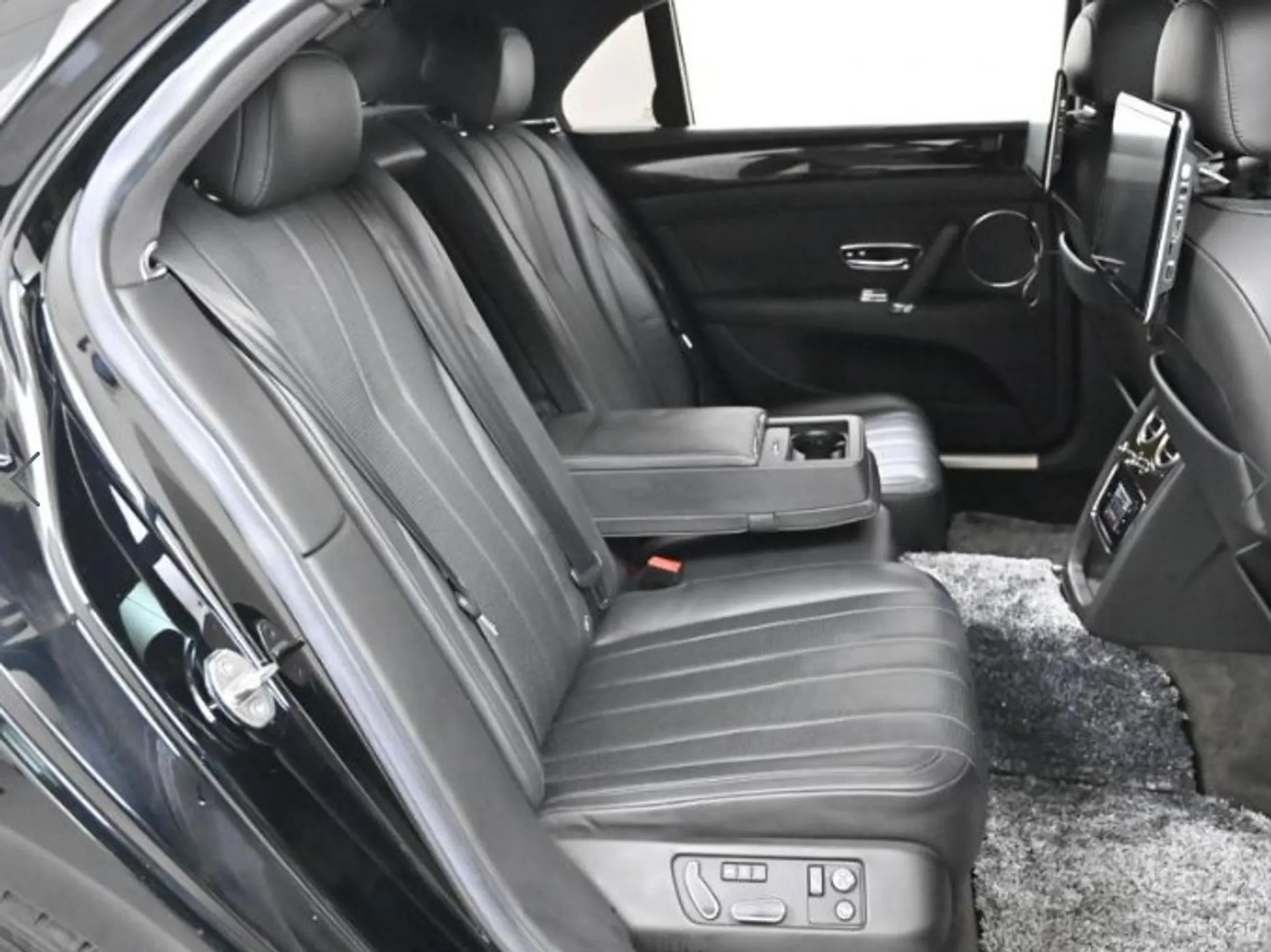 Bentley Flying Spur 2nd Generation превью 12