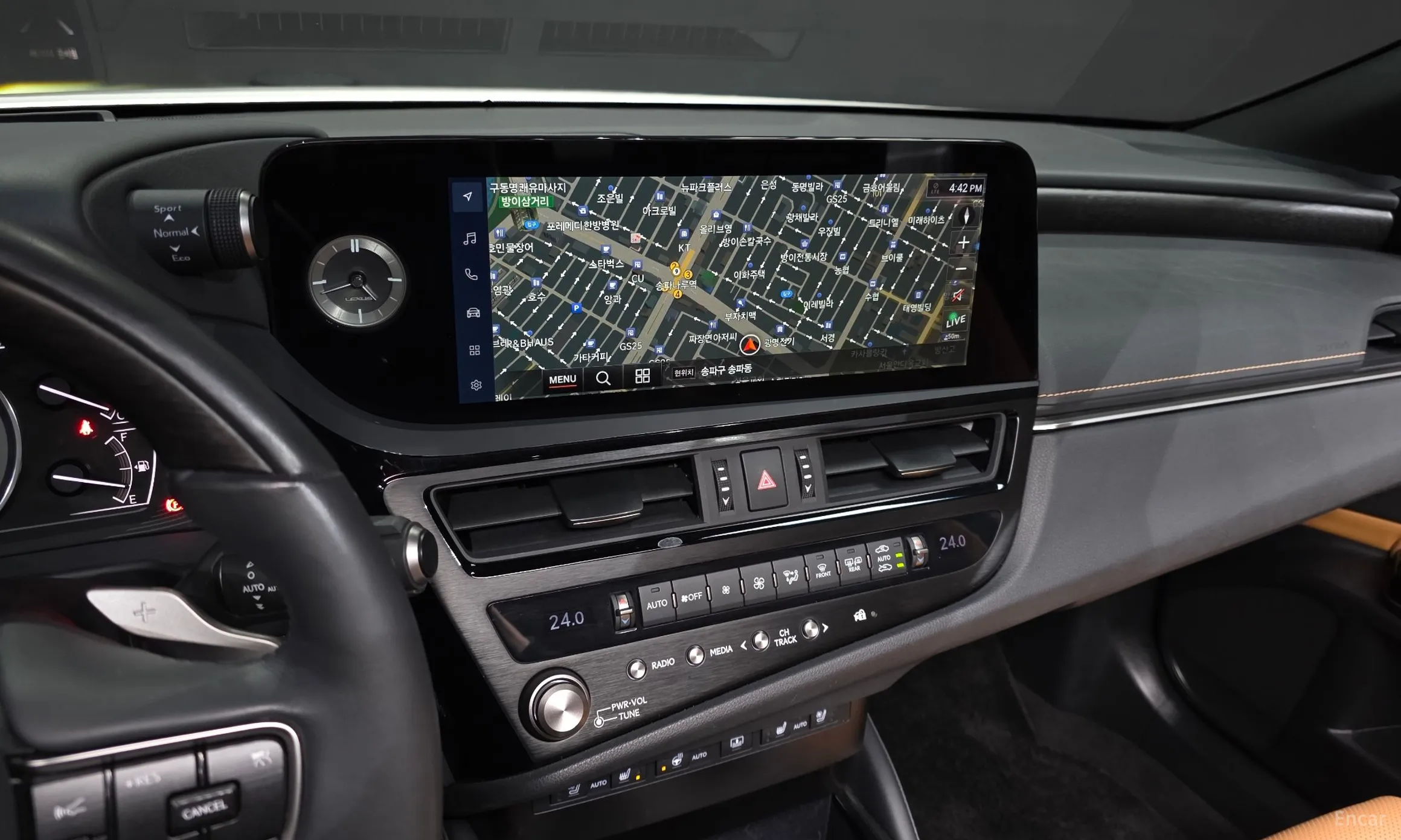 Lexus ES300h 7th Generation превью 14