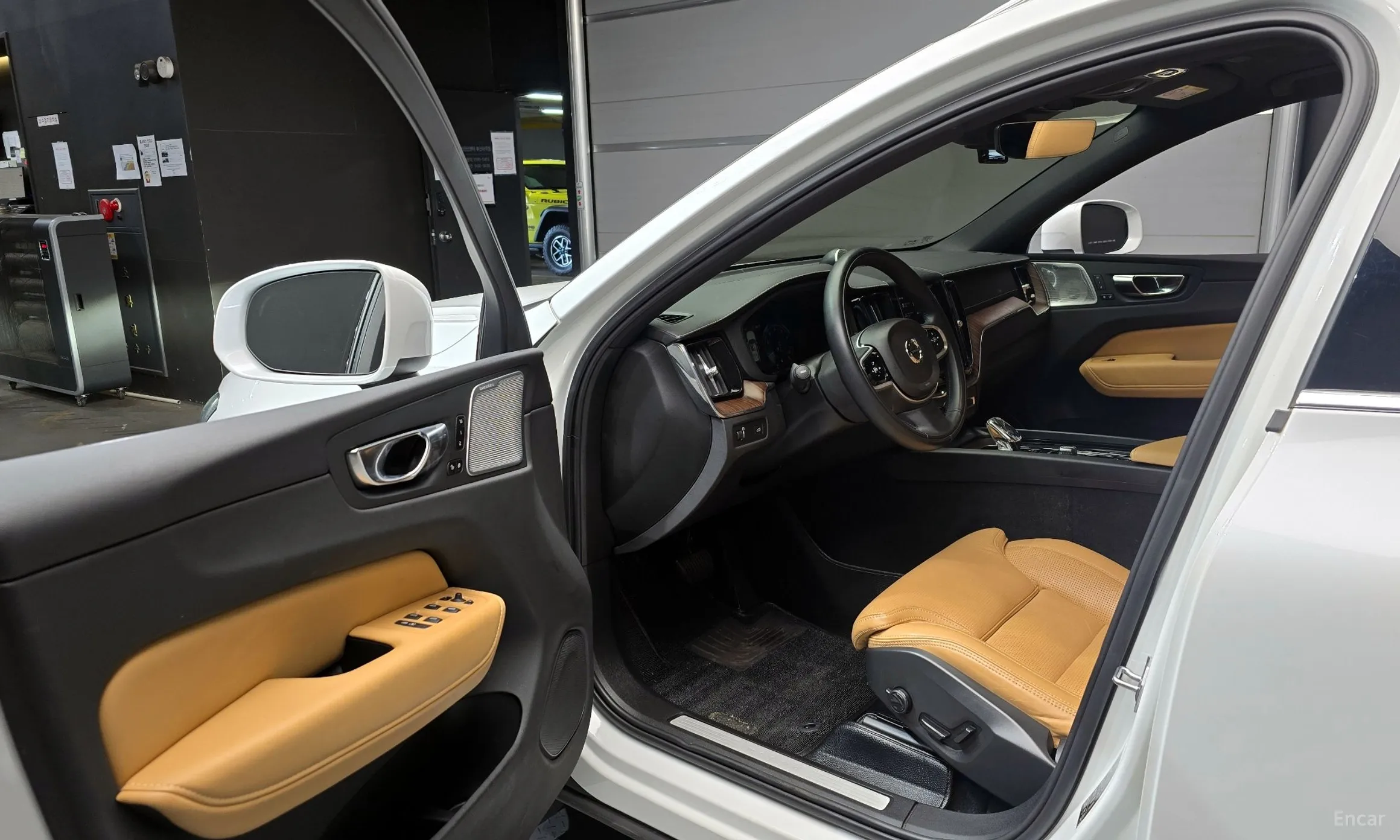 Volvo XC60 Gen 2 превью 11