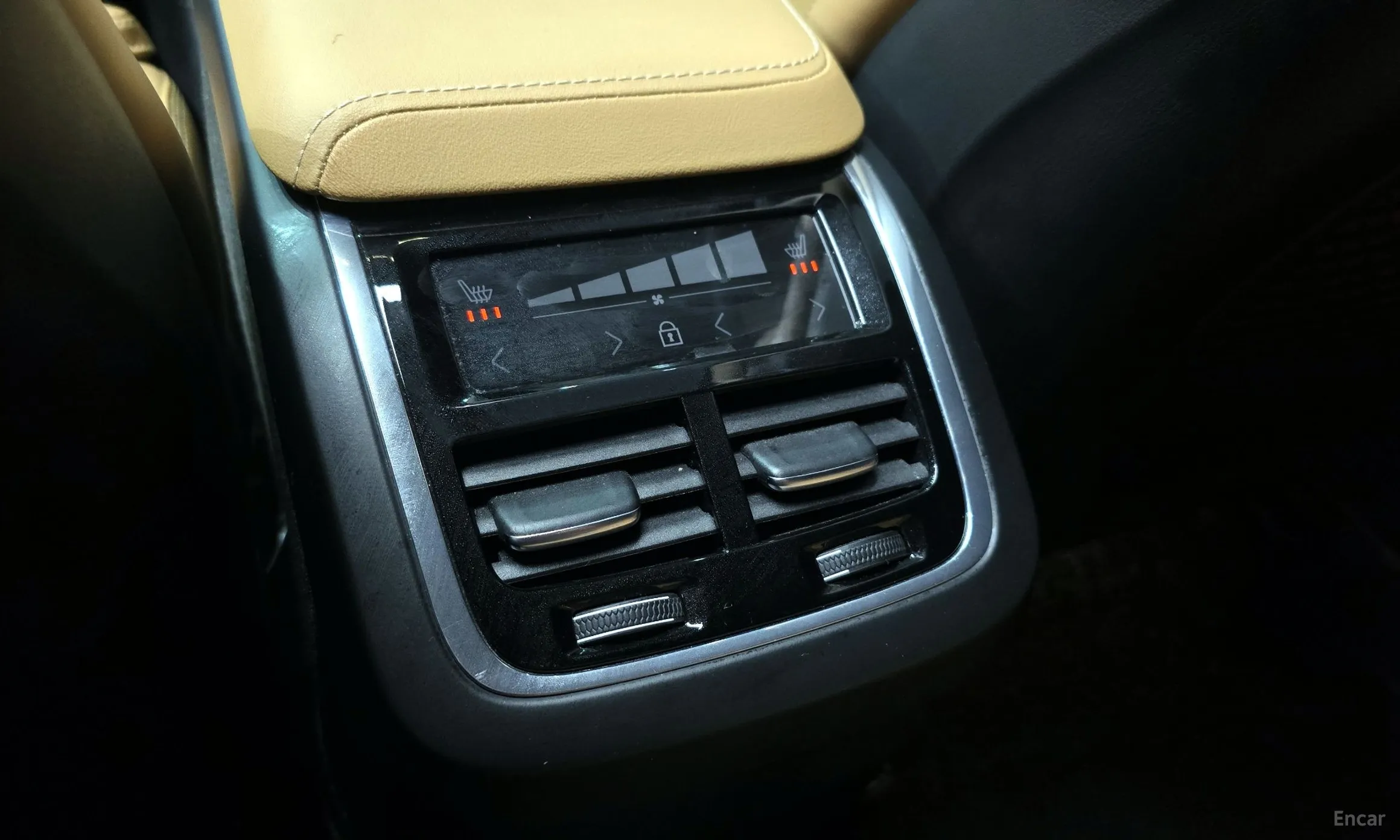 Volvo XC60 Gen 2 превью 17