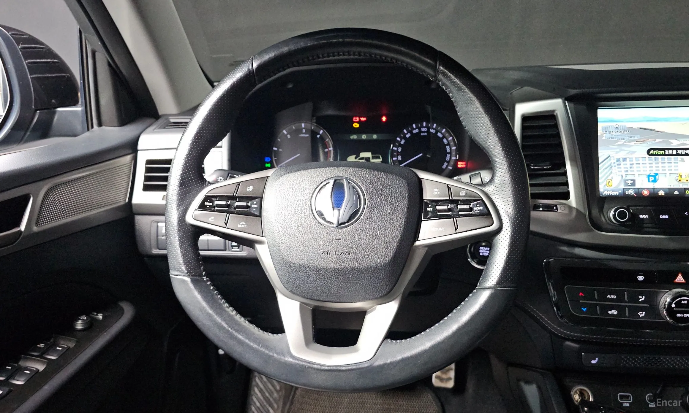KG Mobility (SsangYong) Rexton Sports превью 11