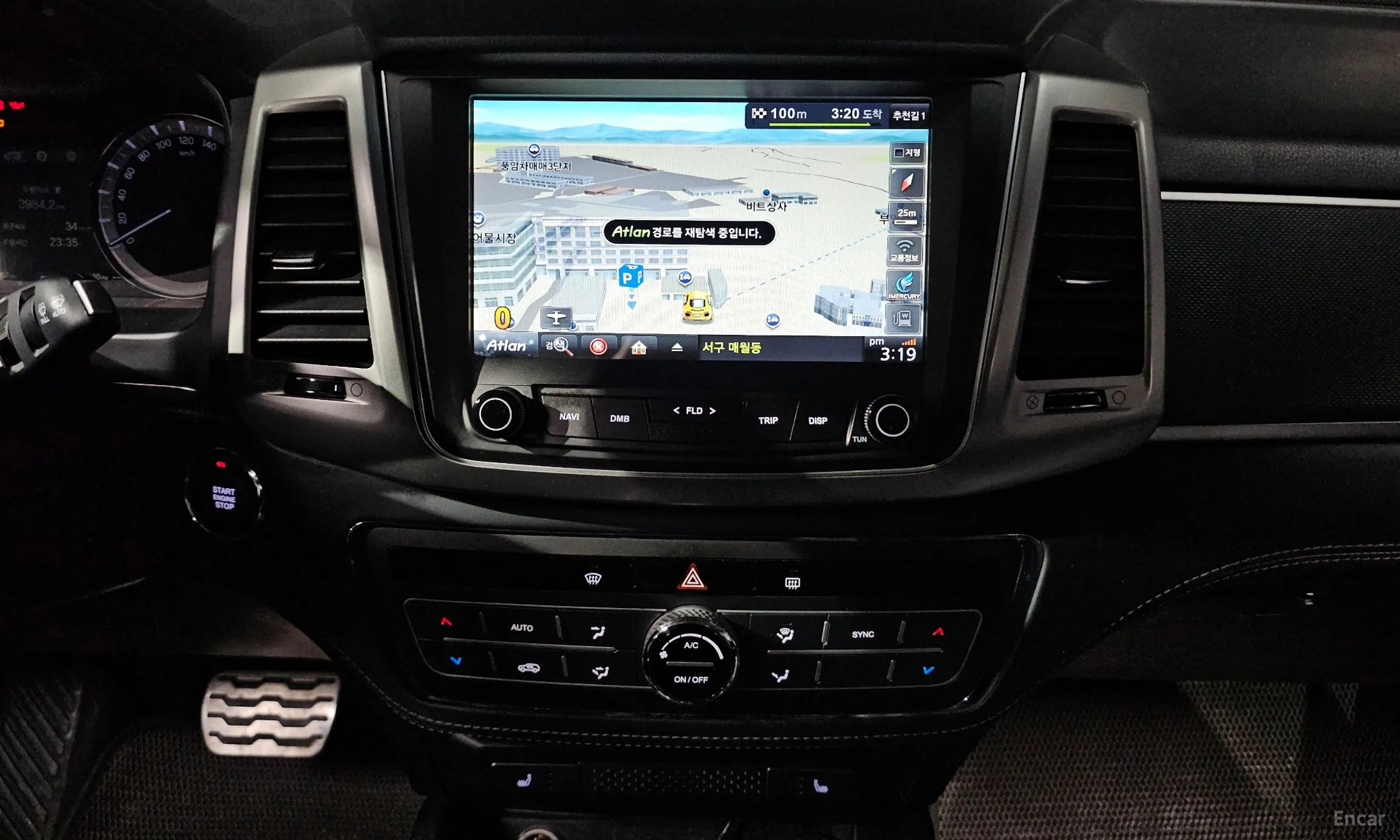 KG Mobility (SsangYong) Rexton Sports превью 12