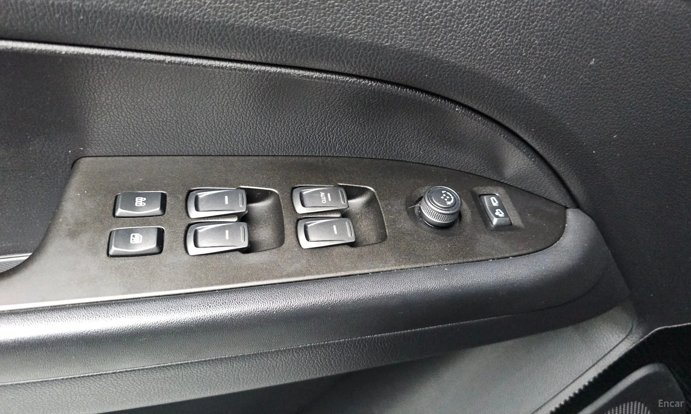 KG Mobility (SsangYong) Rexton Sports превью 16