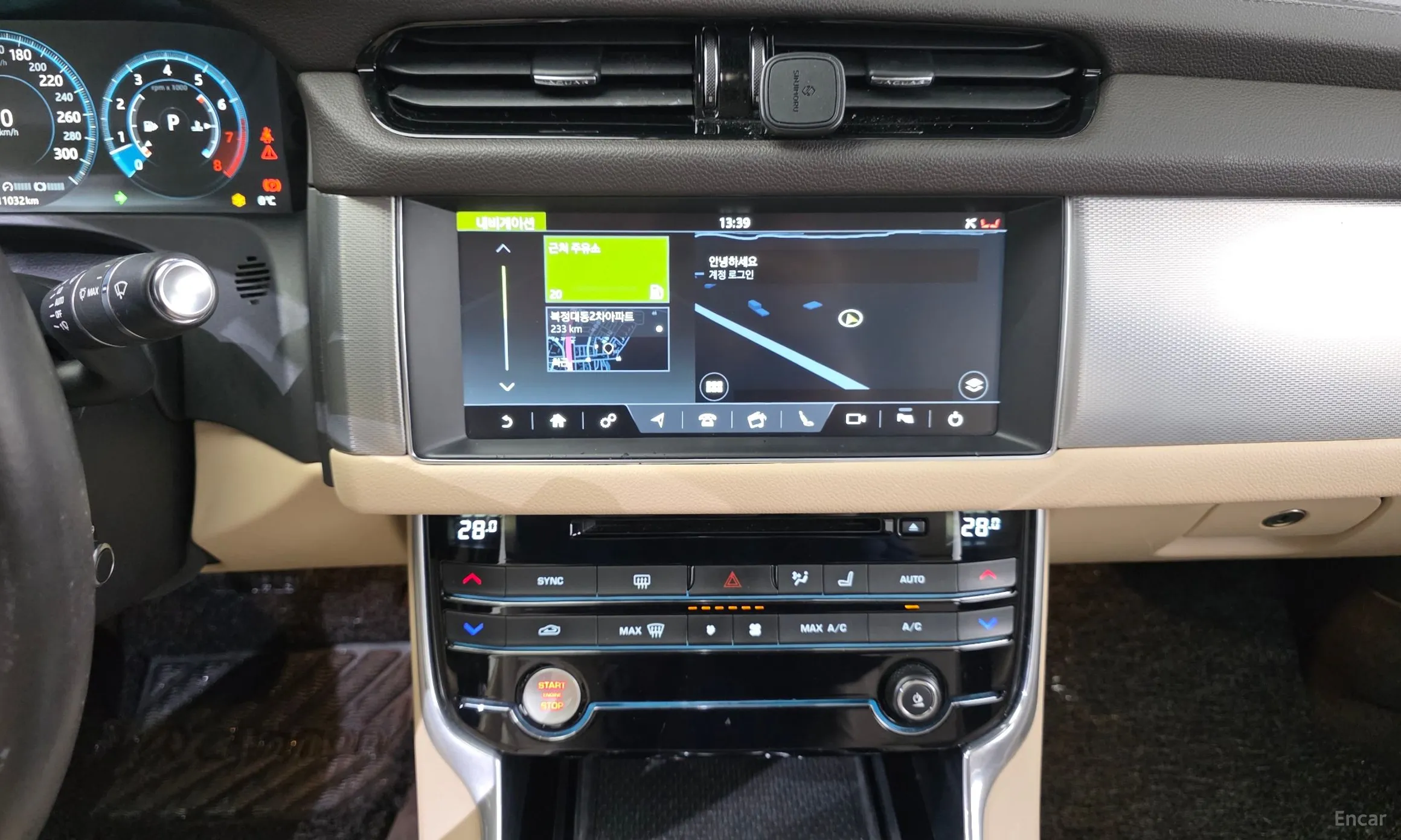 Jaguar XF (x260) превью 15