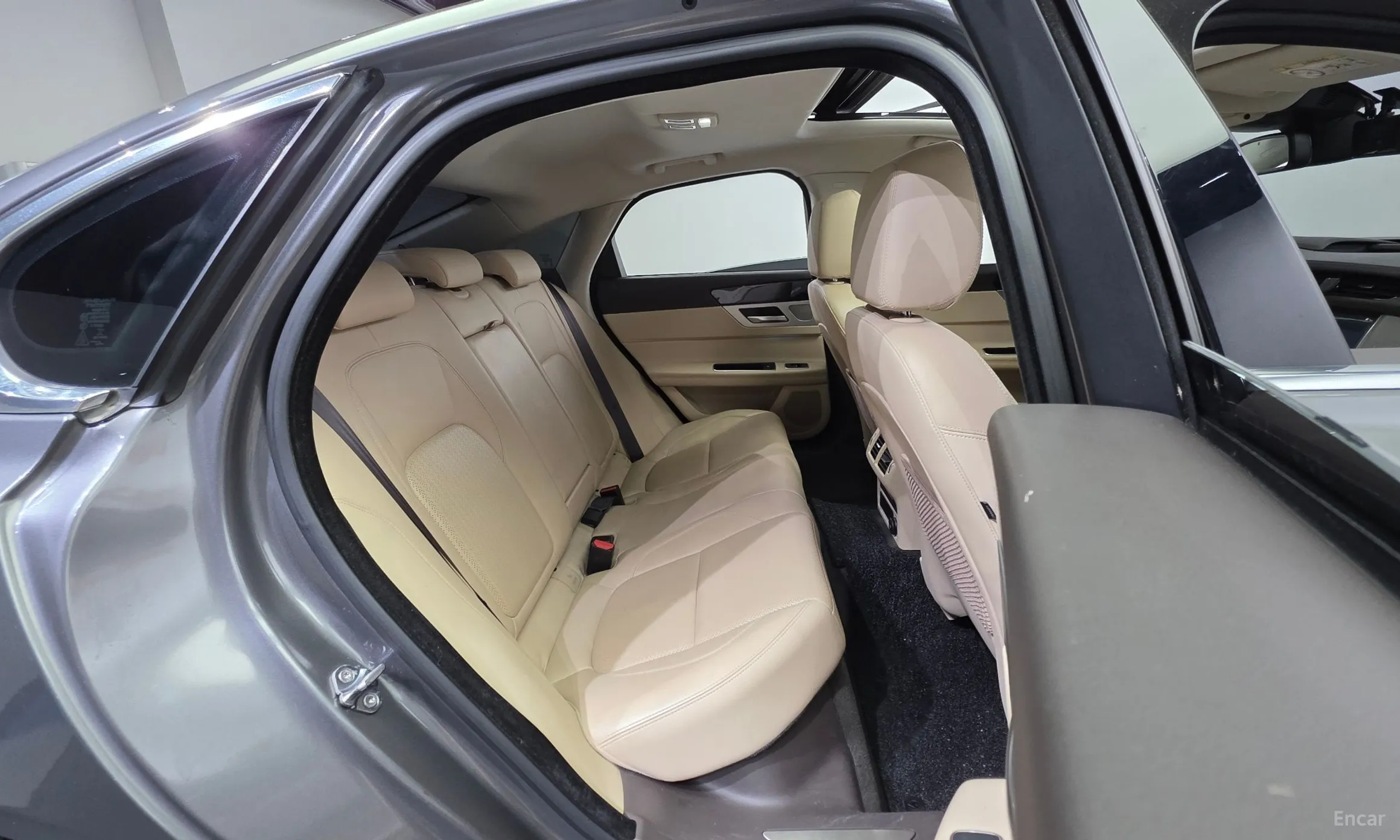 Jaguar XF (x260) превью 19