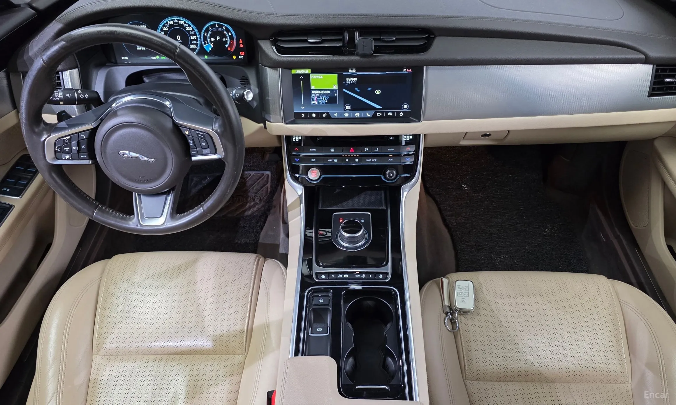 Jaguar XF (x260) превью 7
