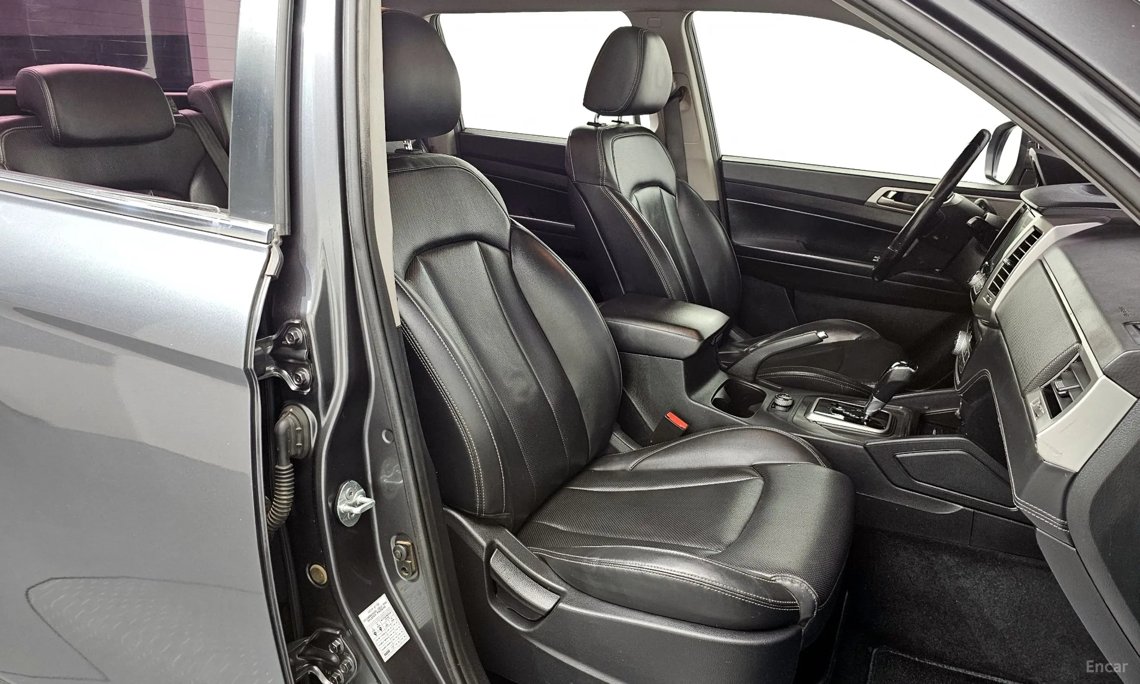 KG Mobility (SsangYong) Rexton Sports превью 10