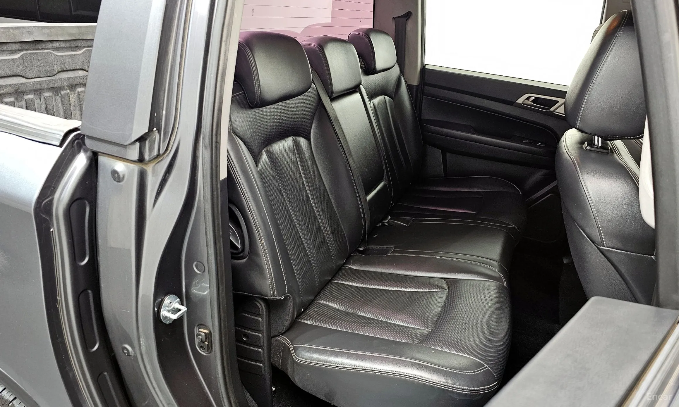KG Mobility (SsangYong) Rexton Sports превью 12