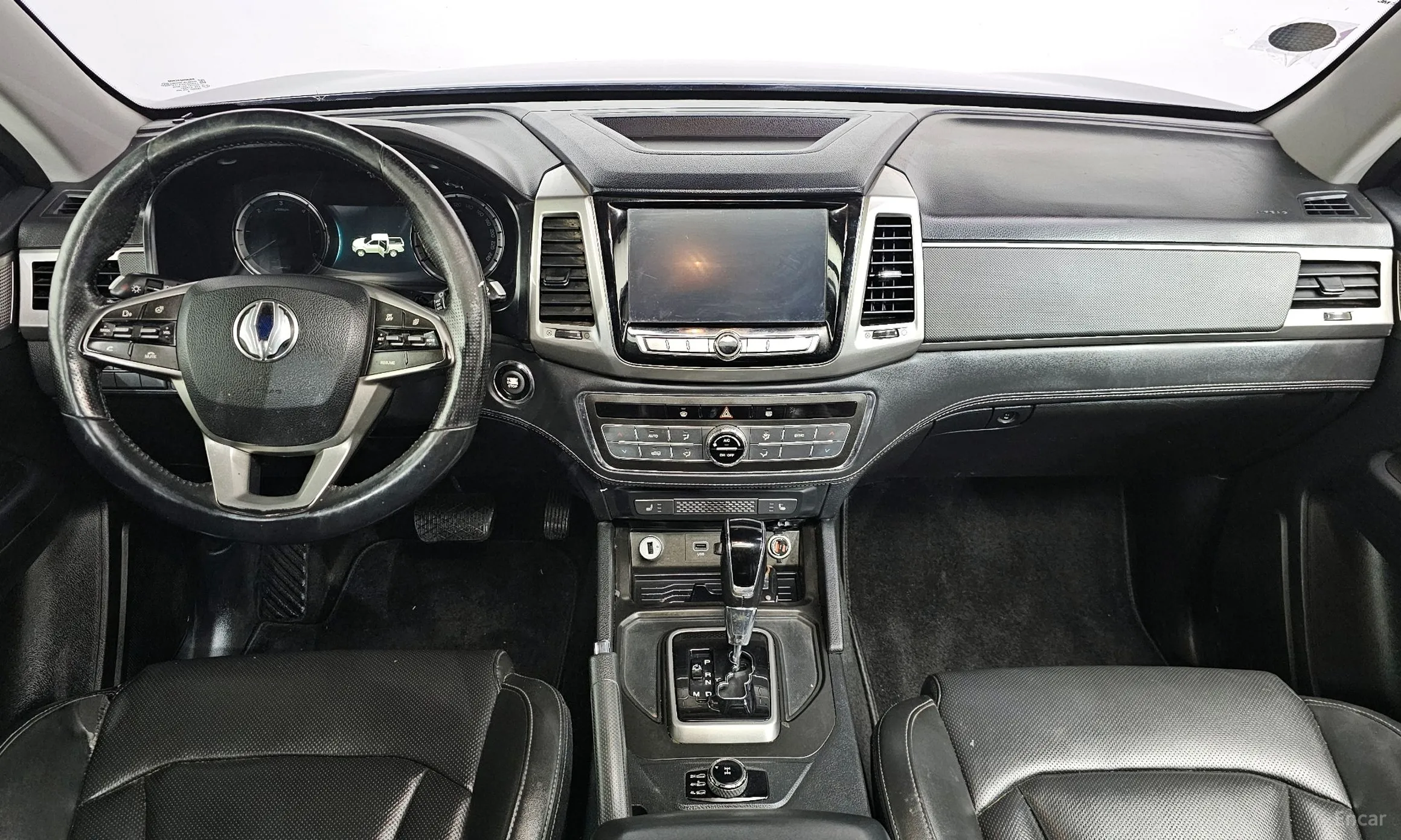 KG Mobility (SsangYong) Rexton Sports превью 7
