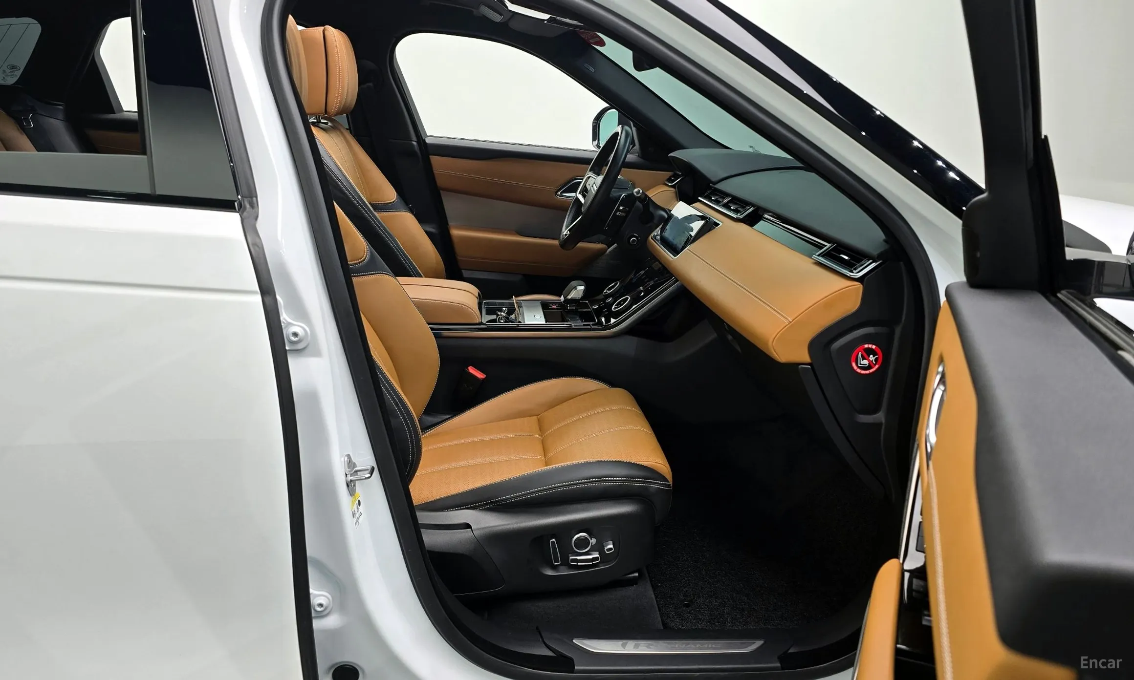 Land Rover Range Rover Bella превью 10