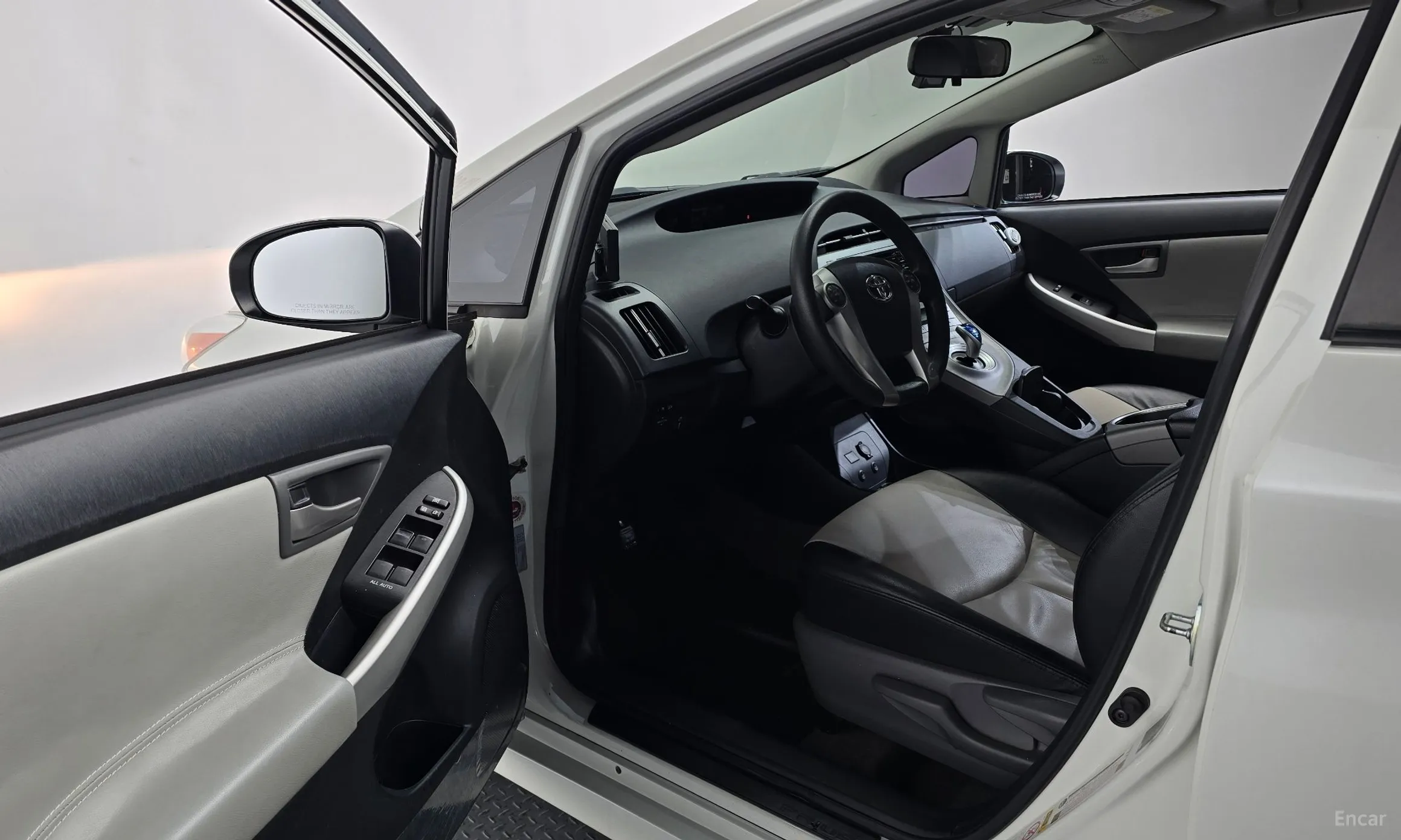 Toyota Toyota Prius превью 10