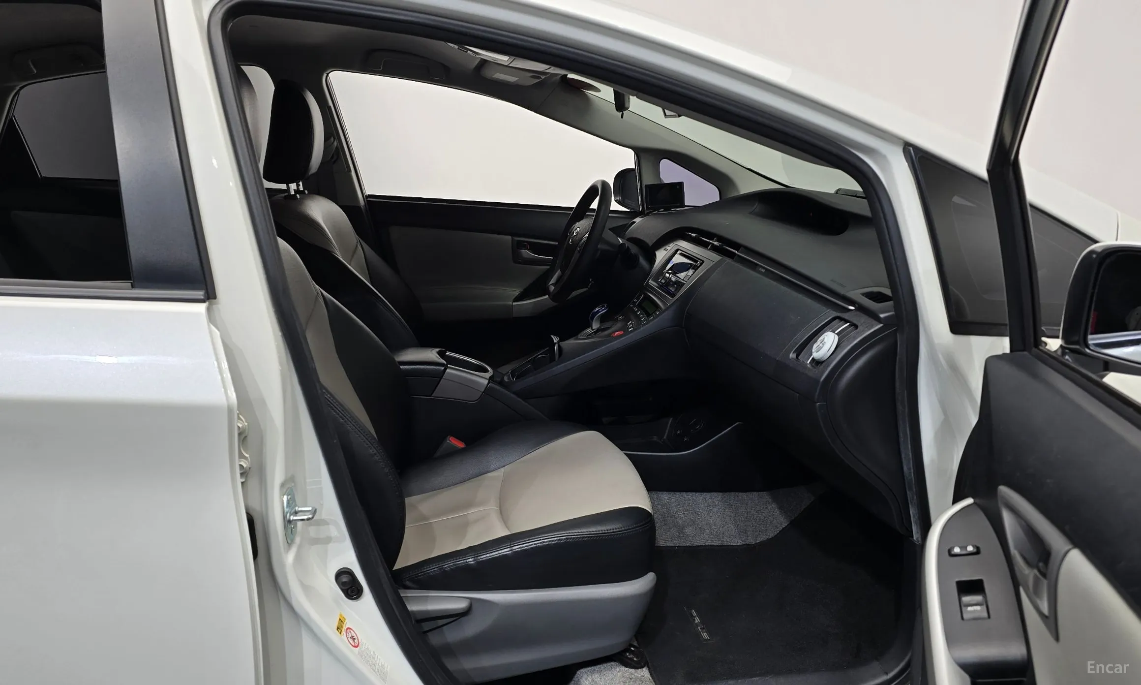 Toyota Toyota Prius превью 11