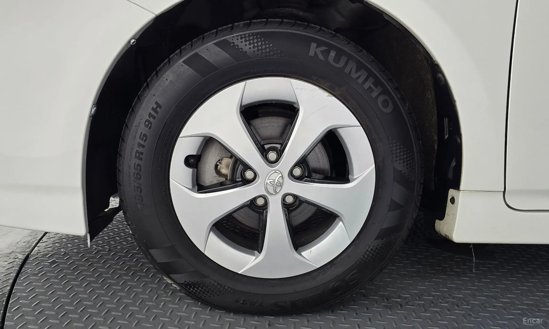 Toyota Toyota Prius превью 5