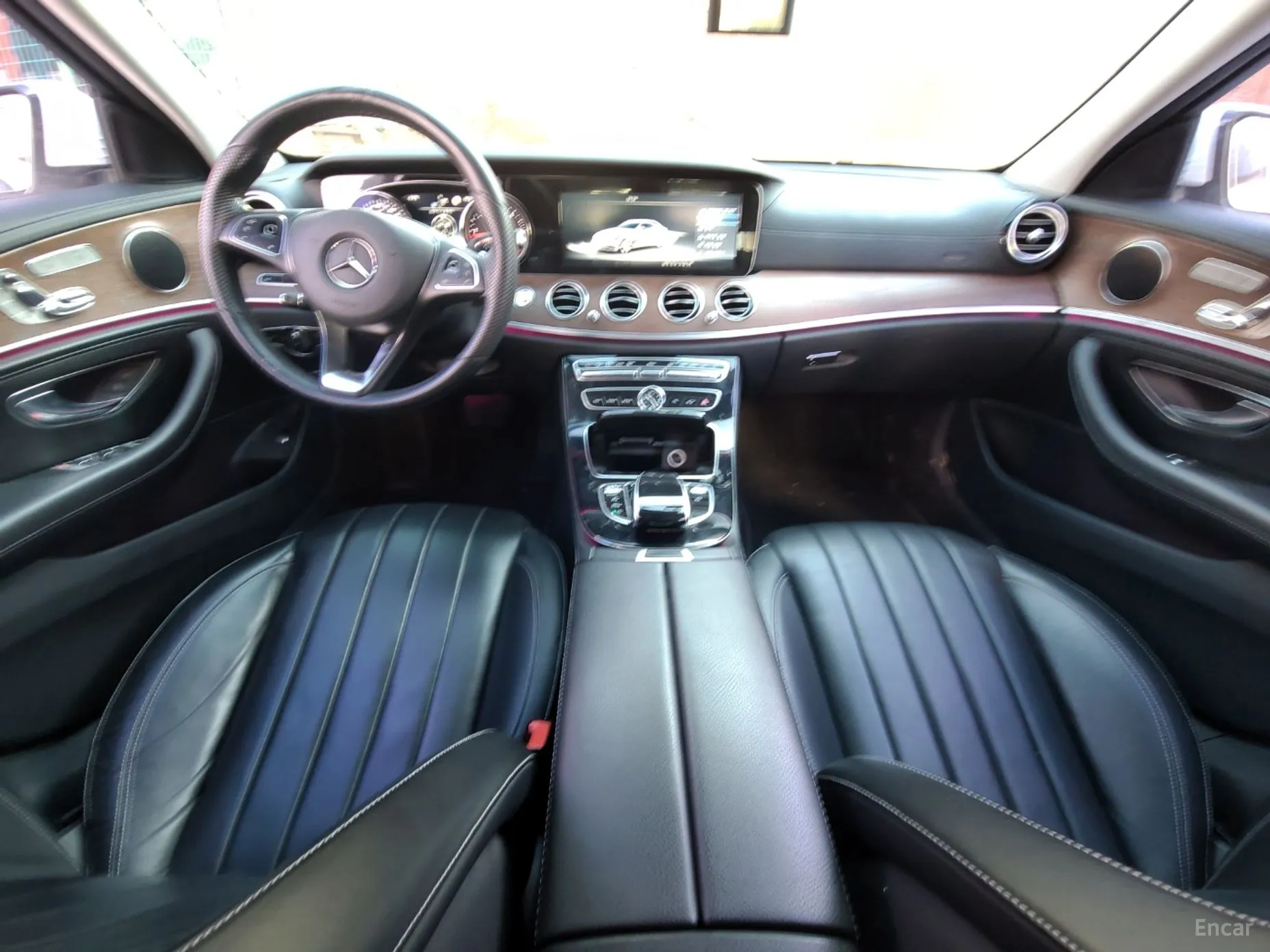 Mercedes Benz E-Class W213 превью 9