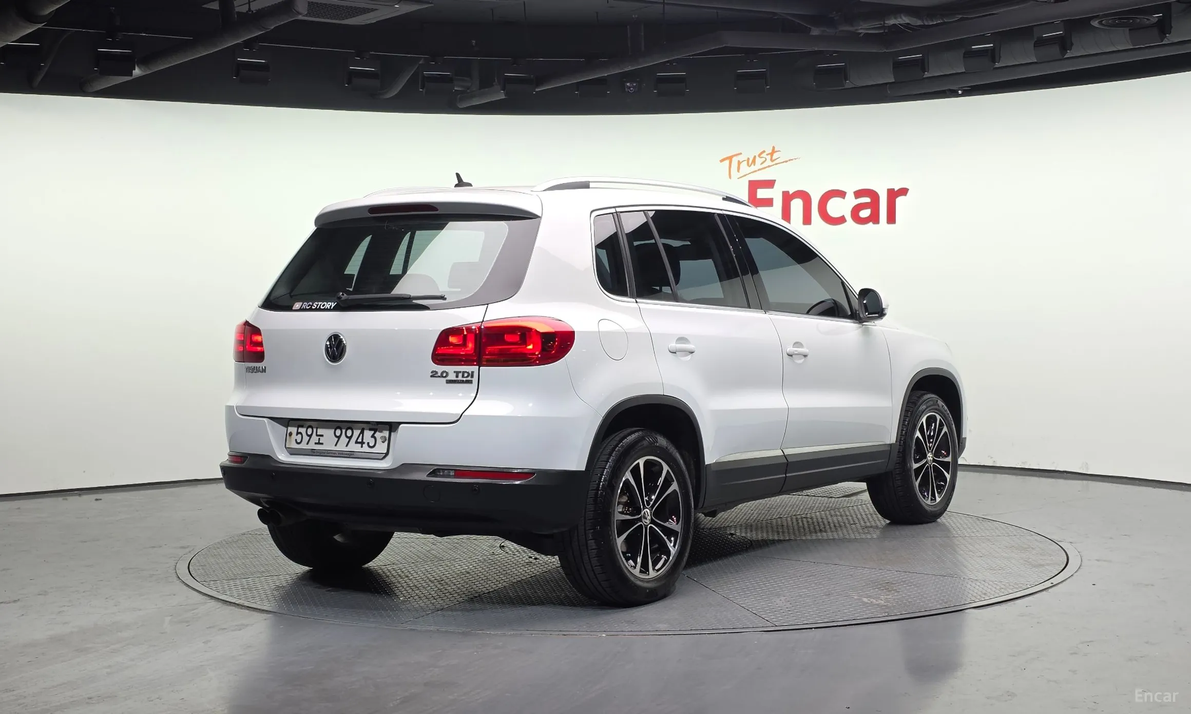 Volkswagen New Tiguan превью 2