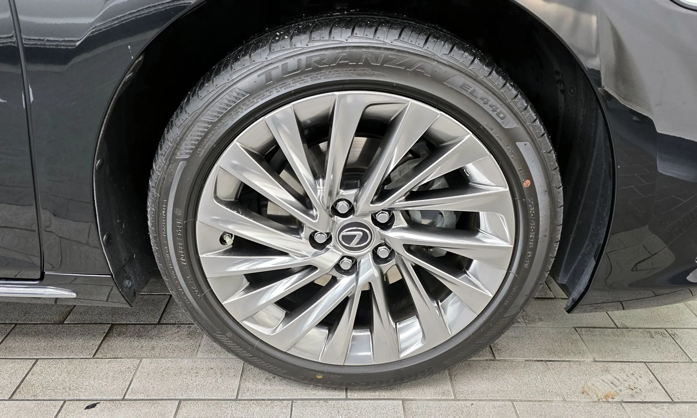 Lexus ES300h 7th Generation превью 5