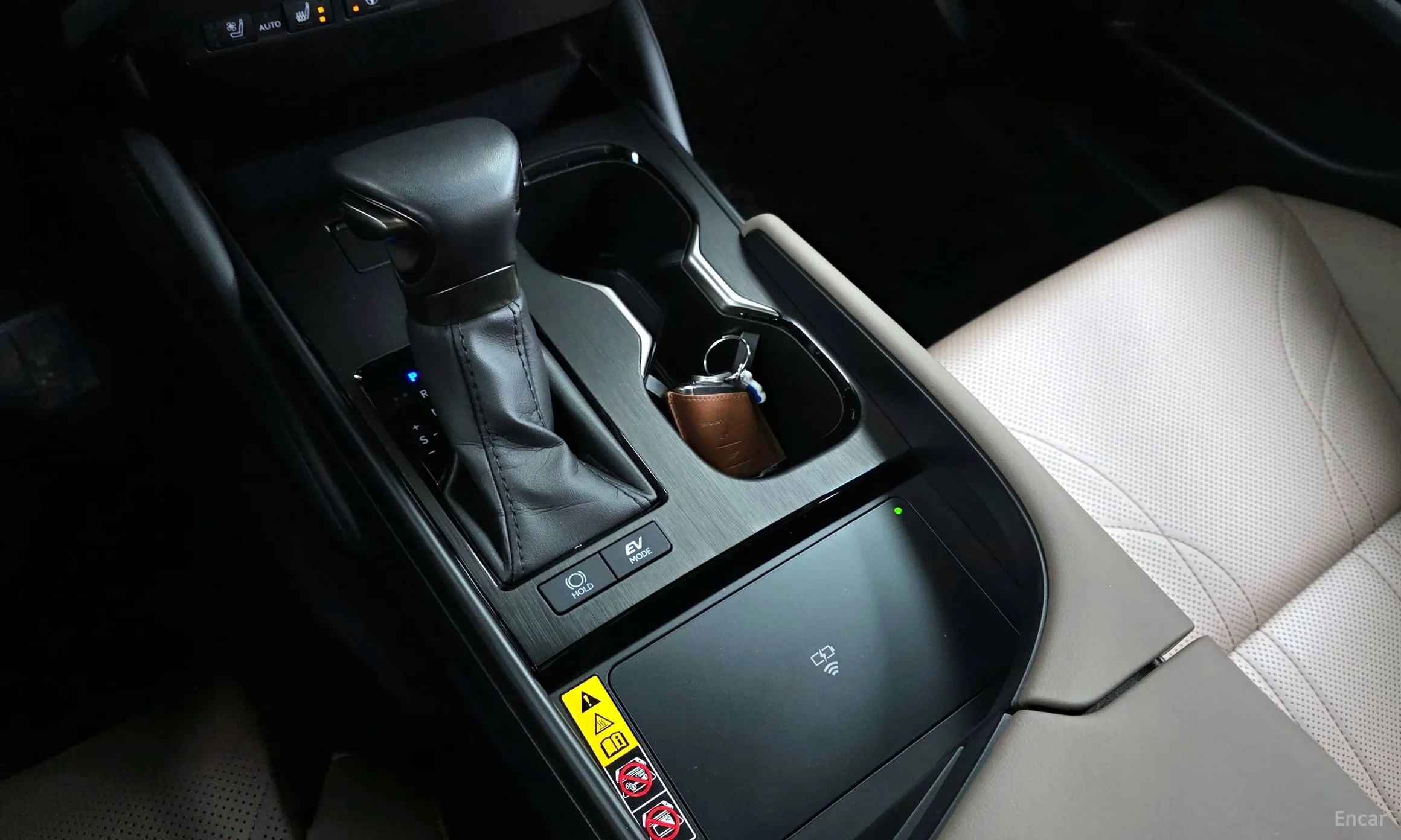 Lexus ES300h 7th Generation превью 9