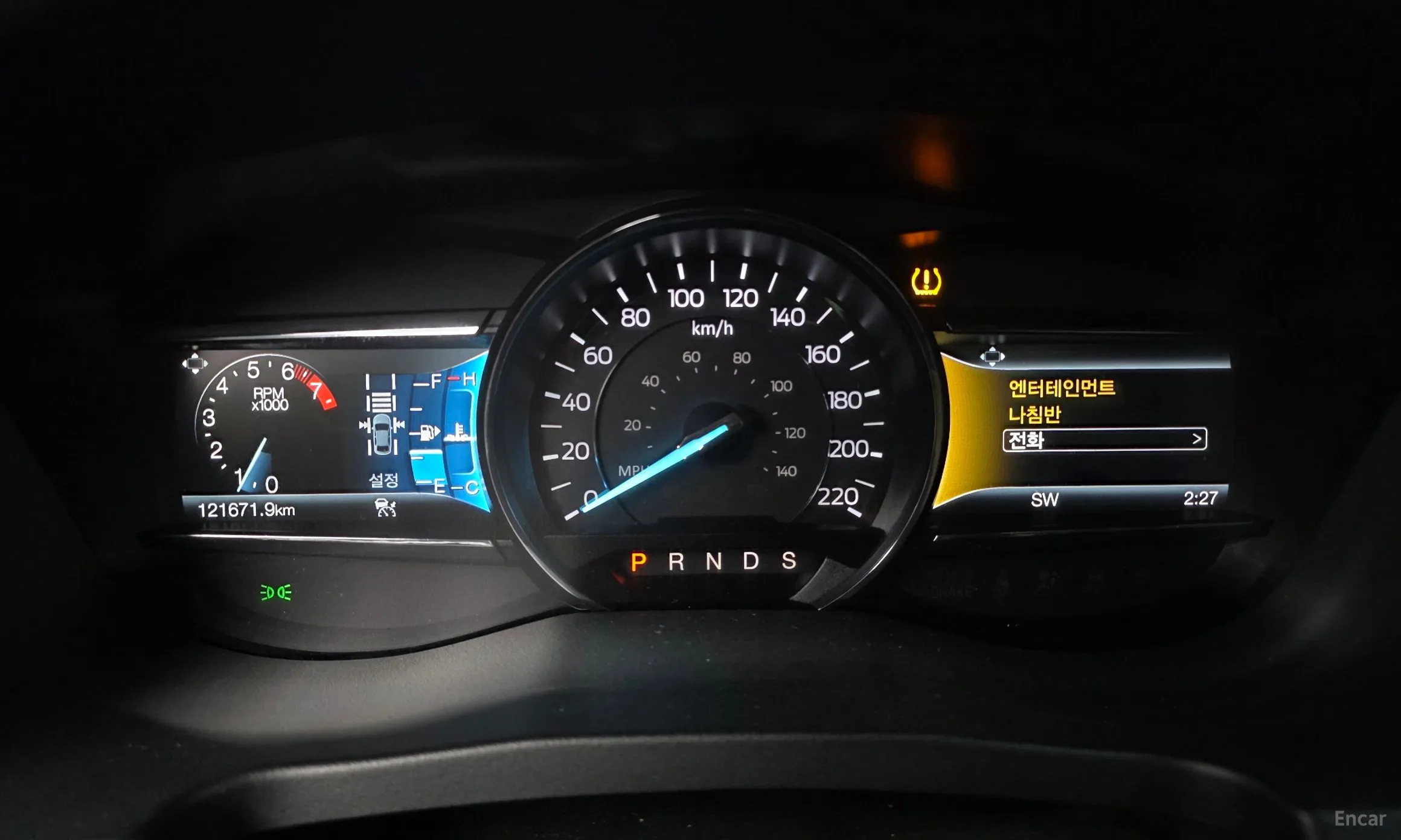 Ford Explorer превью 8