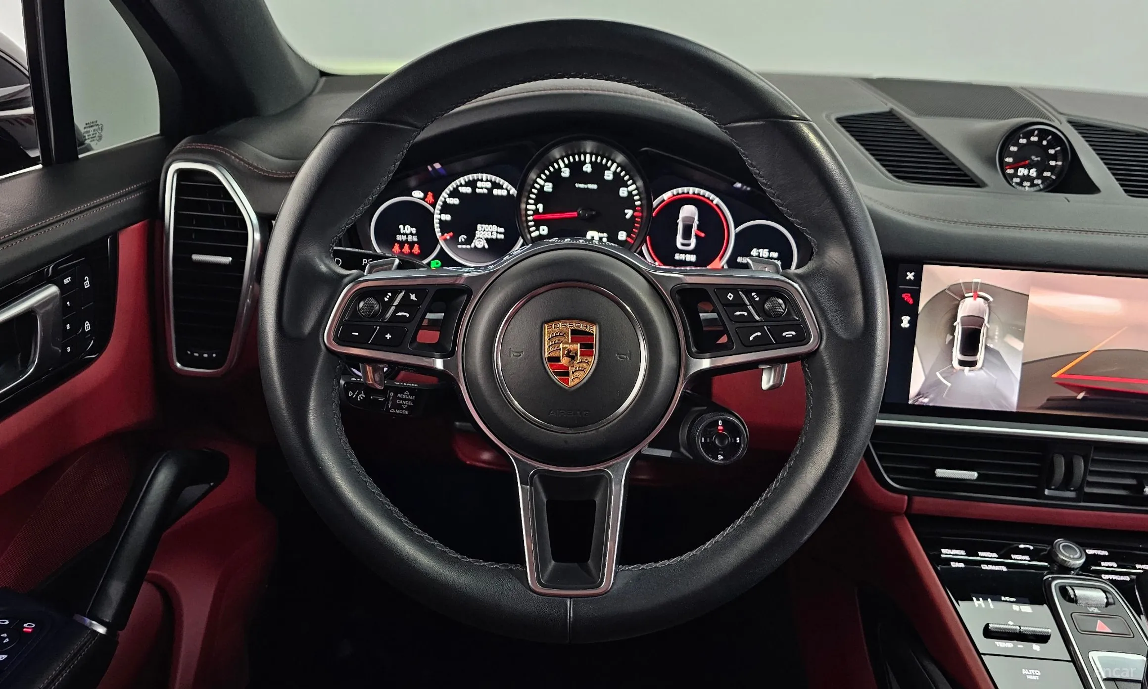 Porsche Cayenne (PO536) превью 13
