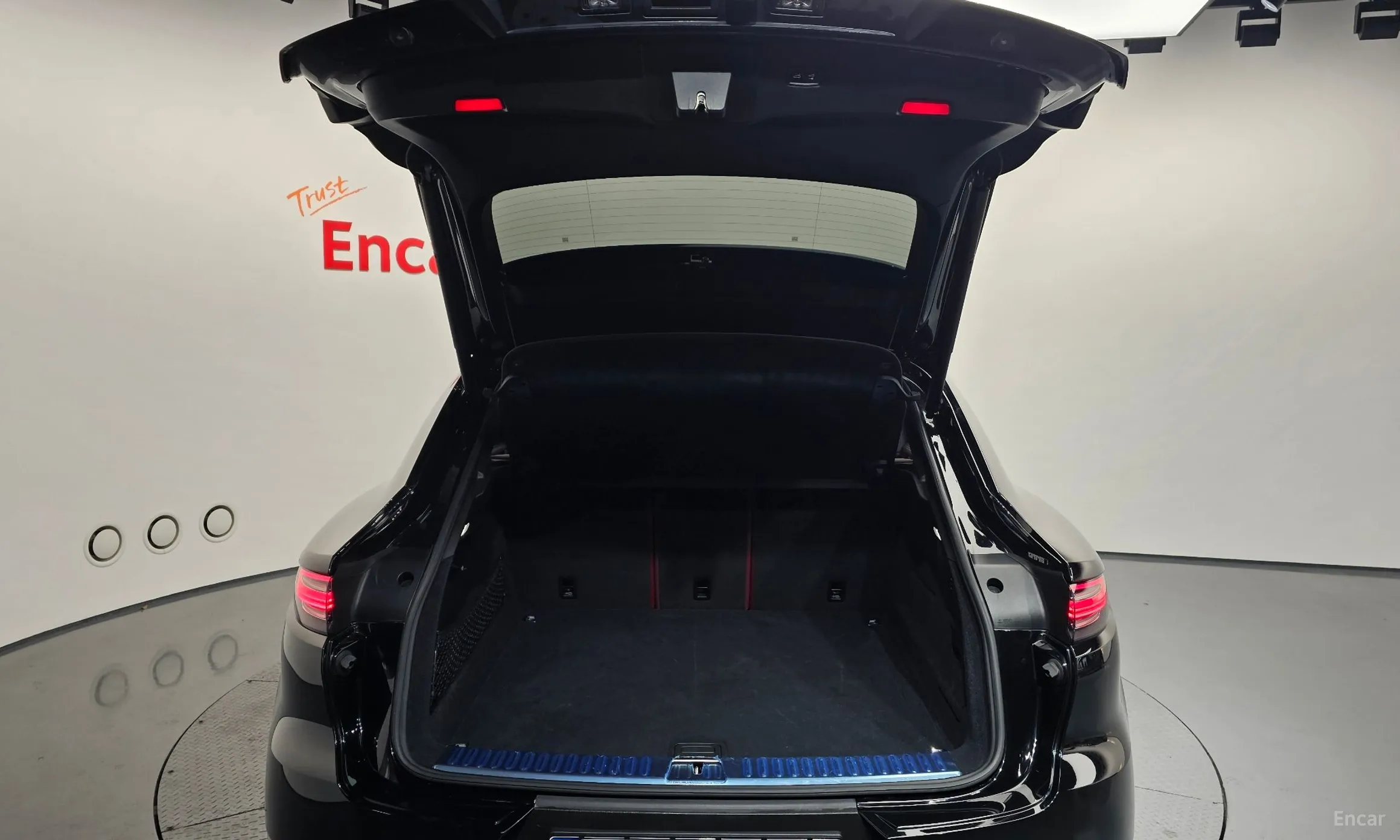 Porsche Cayenne (PO536) превью 20