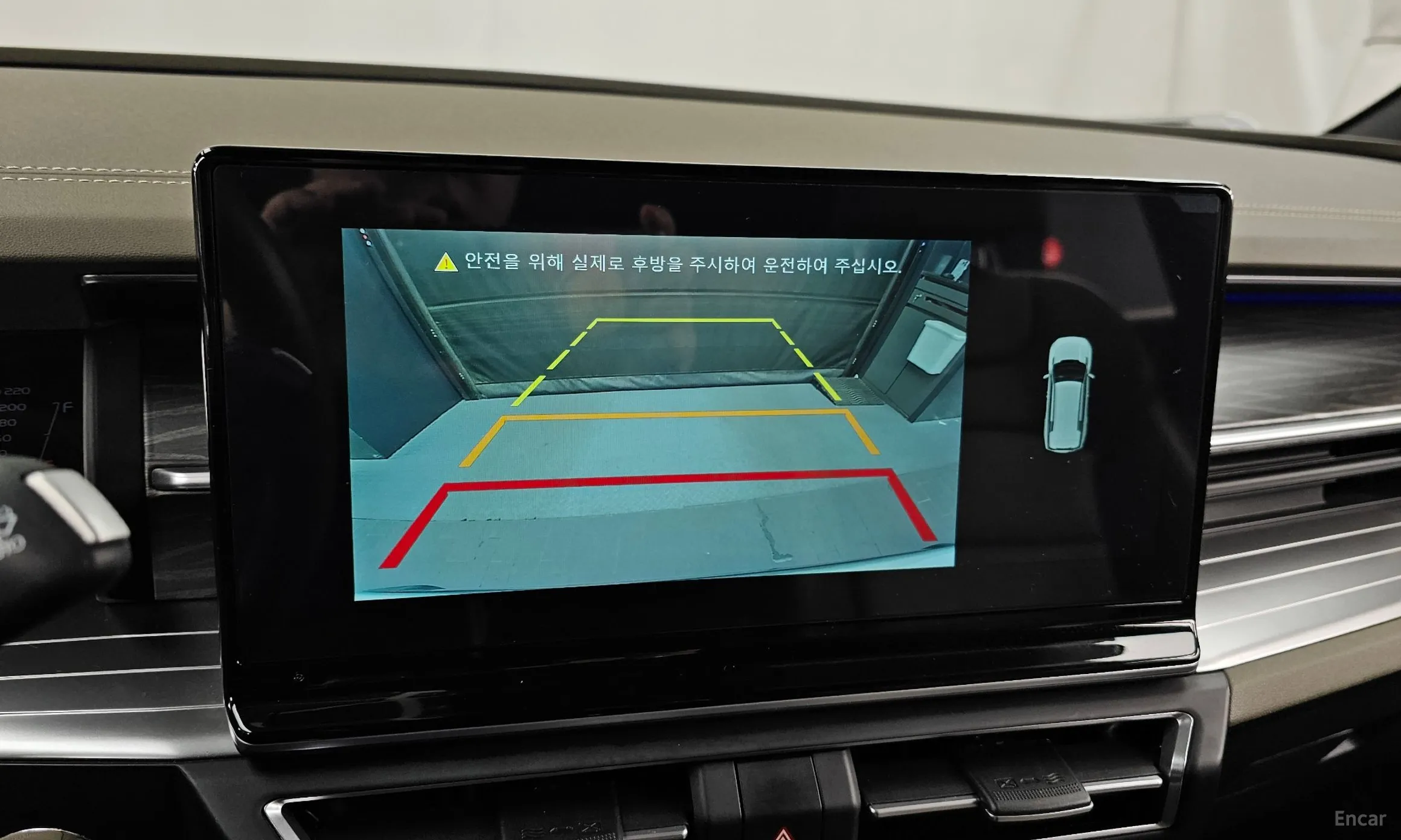 KG Mobility (SsangYong) Torres превью 15