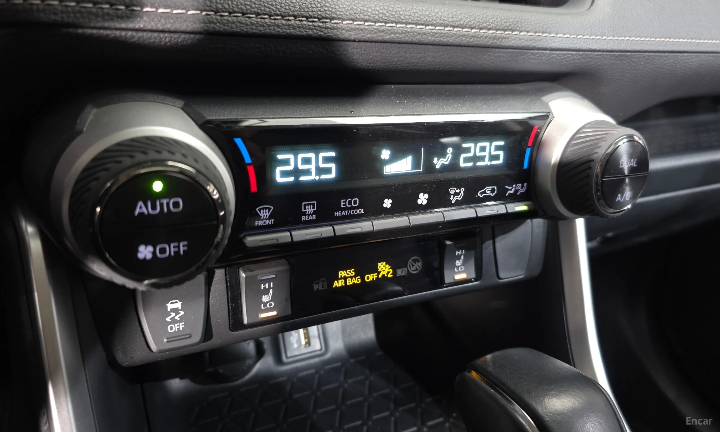 Toyota RAV4 5th Generation превью 16