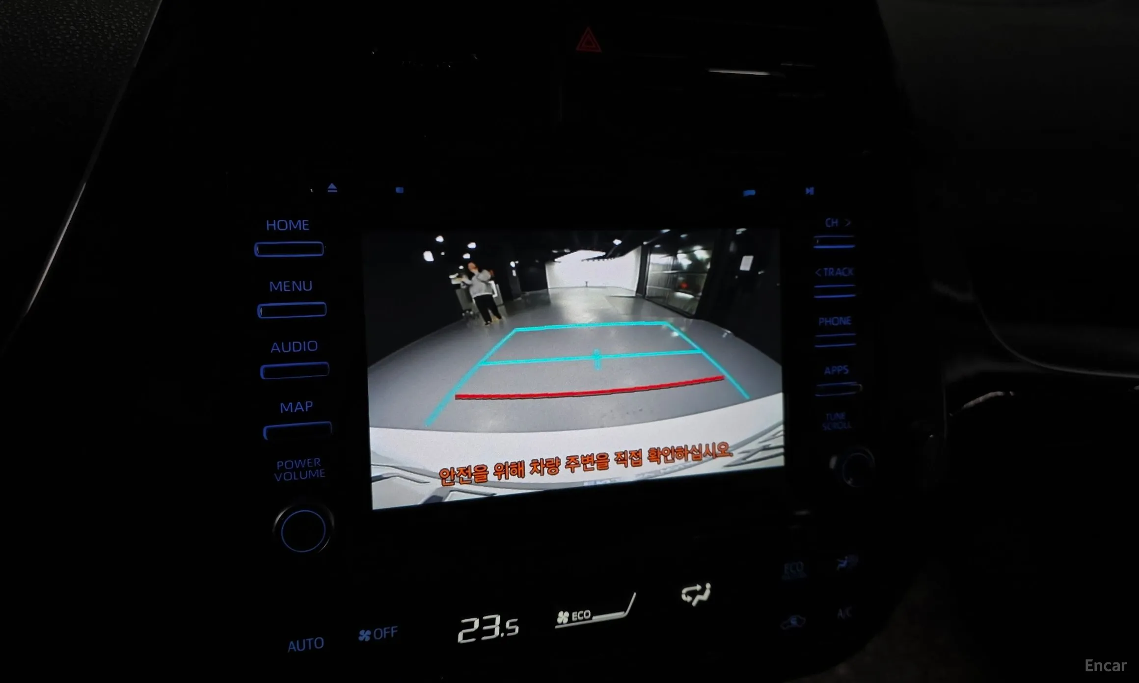 Toyota Prius 4th Generation превью 16