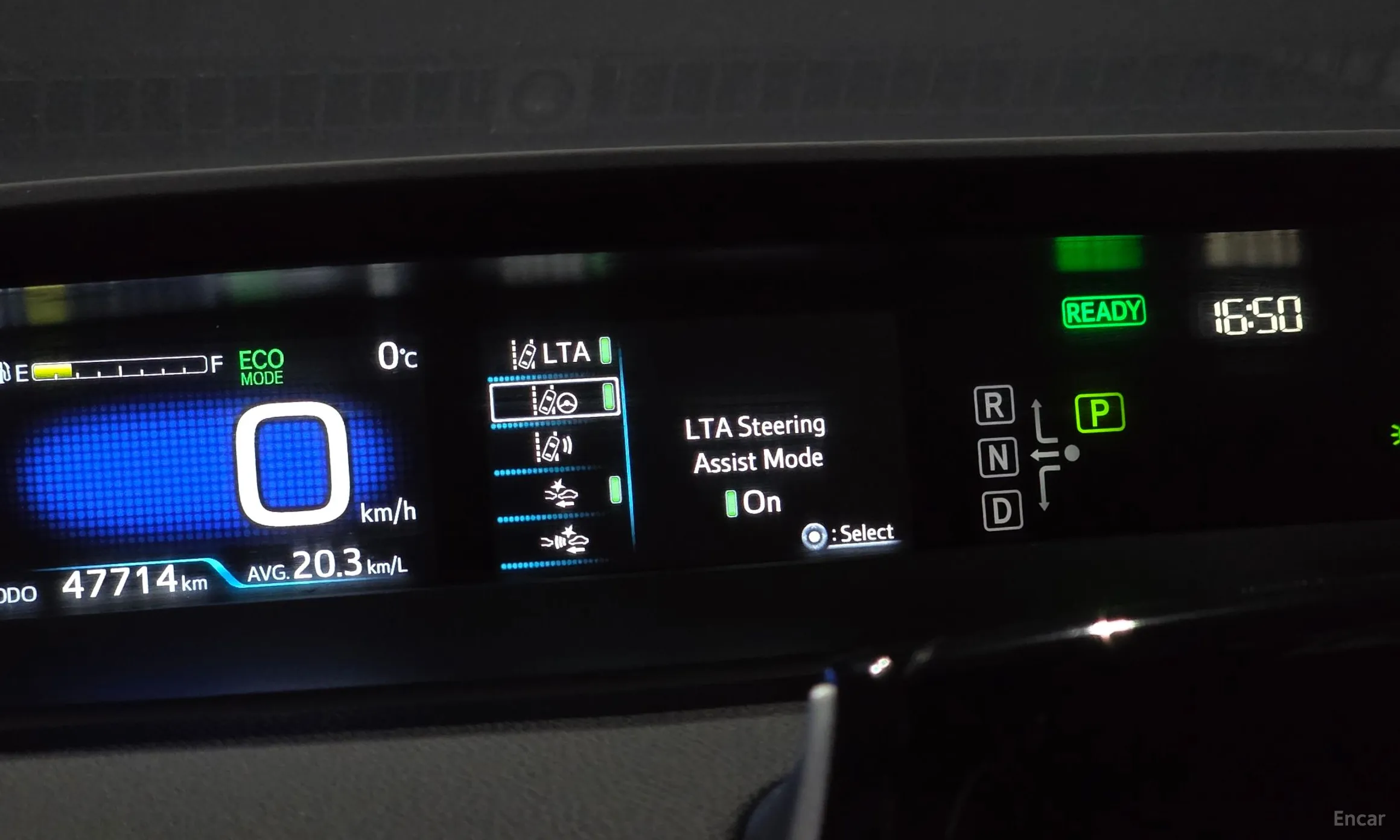Toyota Prius 4th Generation превью 17