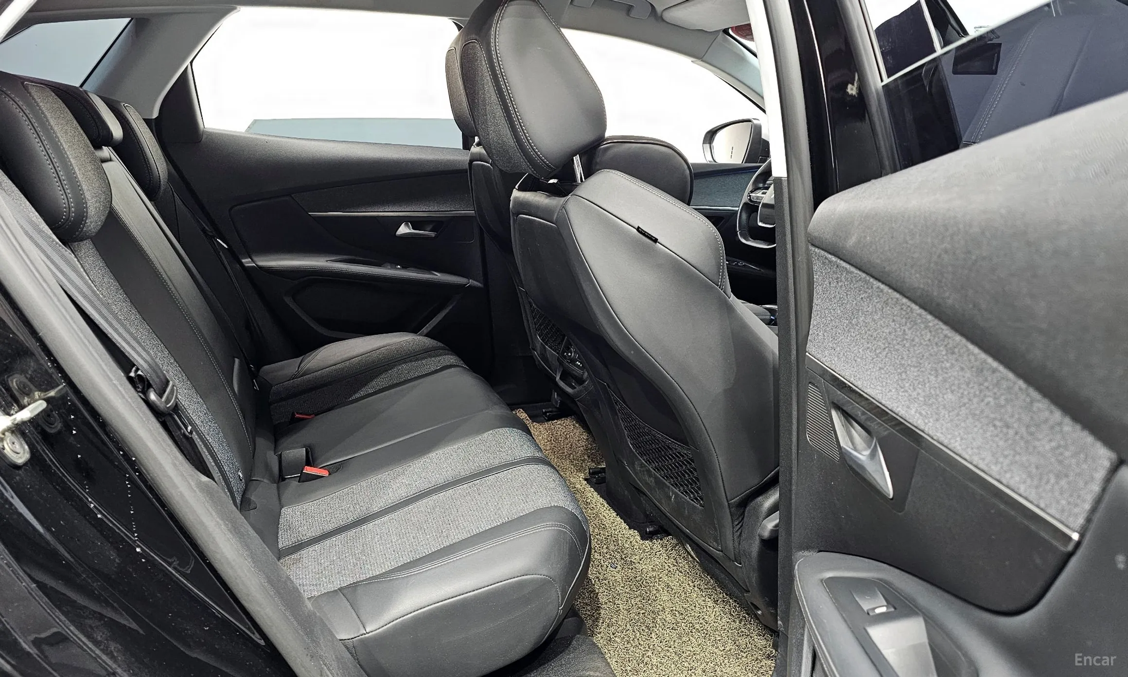 Peugeot 3008 2nd generation превью 11